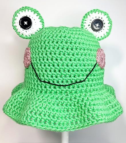Crochet frog bucket hat Clearance