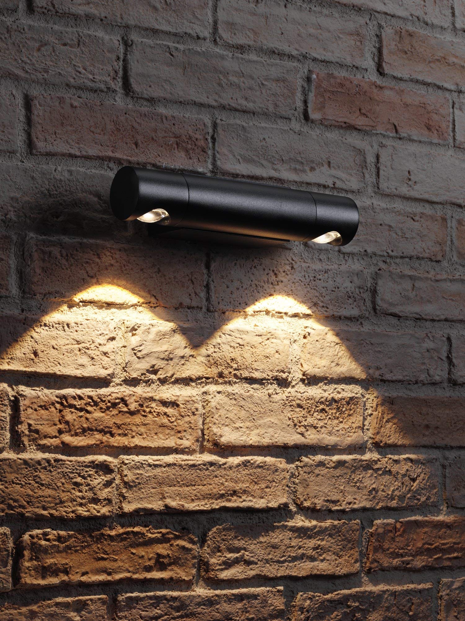 Auraglow Schwarz Integrierte LED Innenbeleuchtung im Außenbereich Drehbar Auf und Ab Wandleuchte, IP54, Warmweiß für Hausveranda, Garage oder Garten | Drehbare innen außen Warmweiß Halterung, verstellbare Richtung, für Eingang, Garage, Garten und Flur