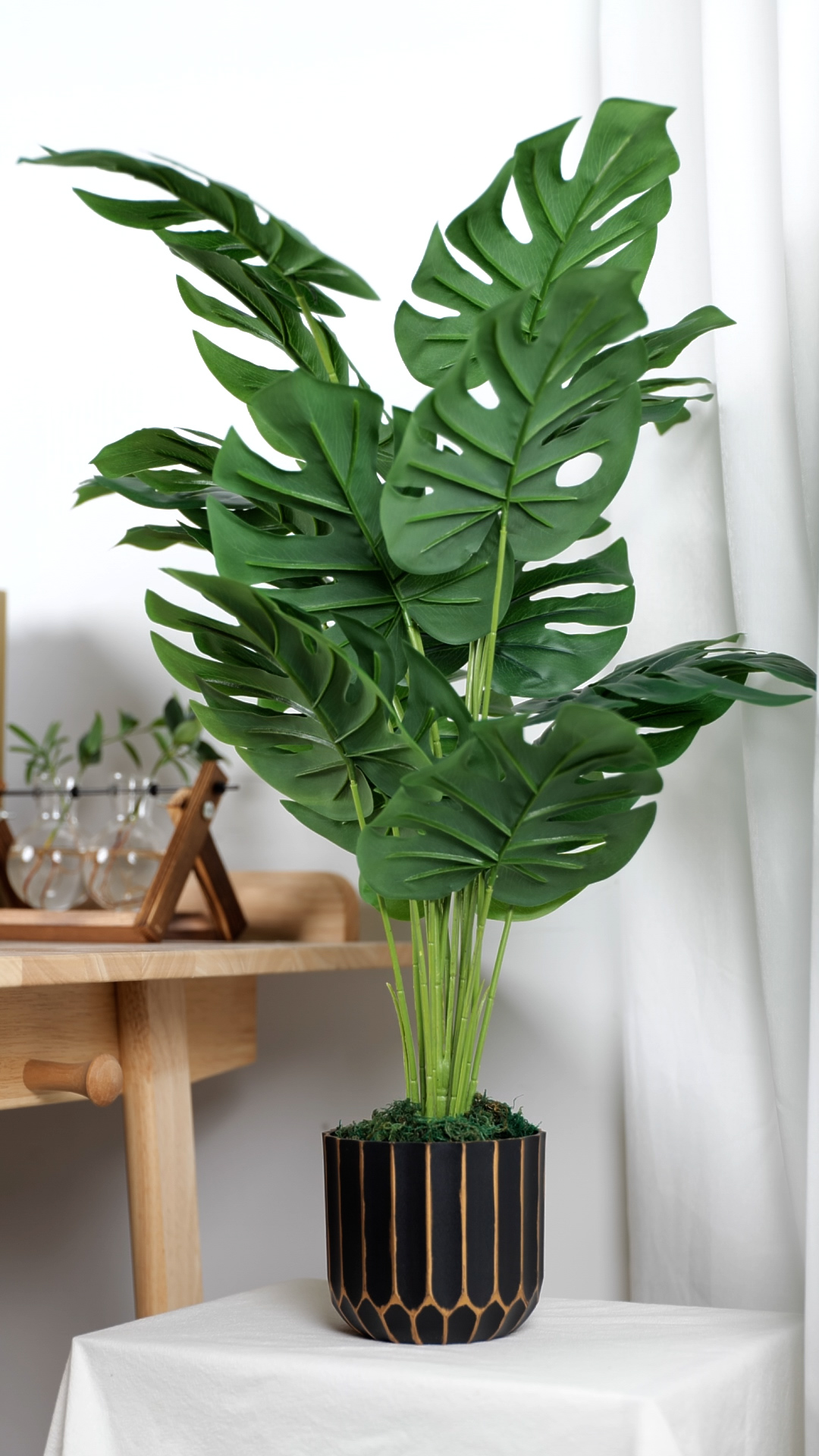 Amazon.com: Der Rose 28'' Fake Plants Tall Artificial Monstera Faux Plants  Indoor Outdoor Tree for Living Room Home House Decor : Home & Kitchen