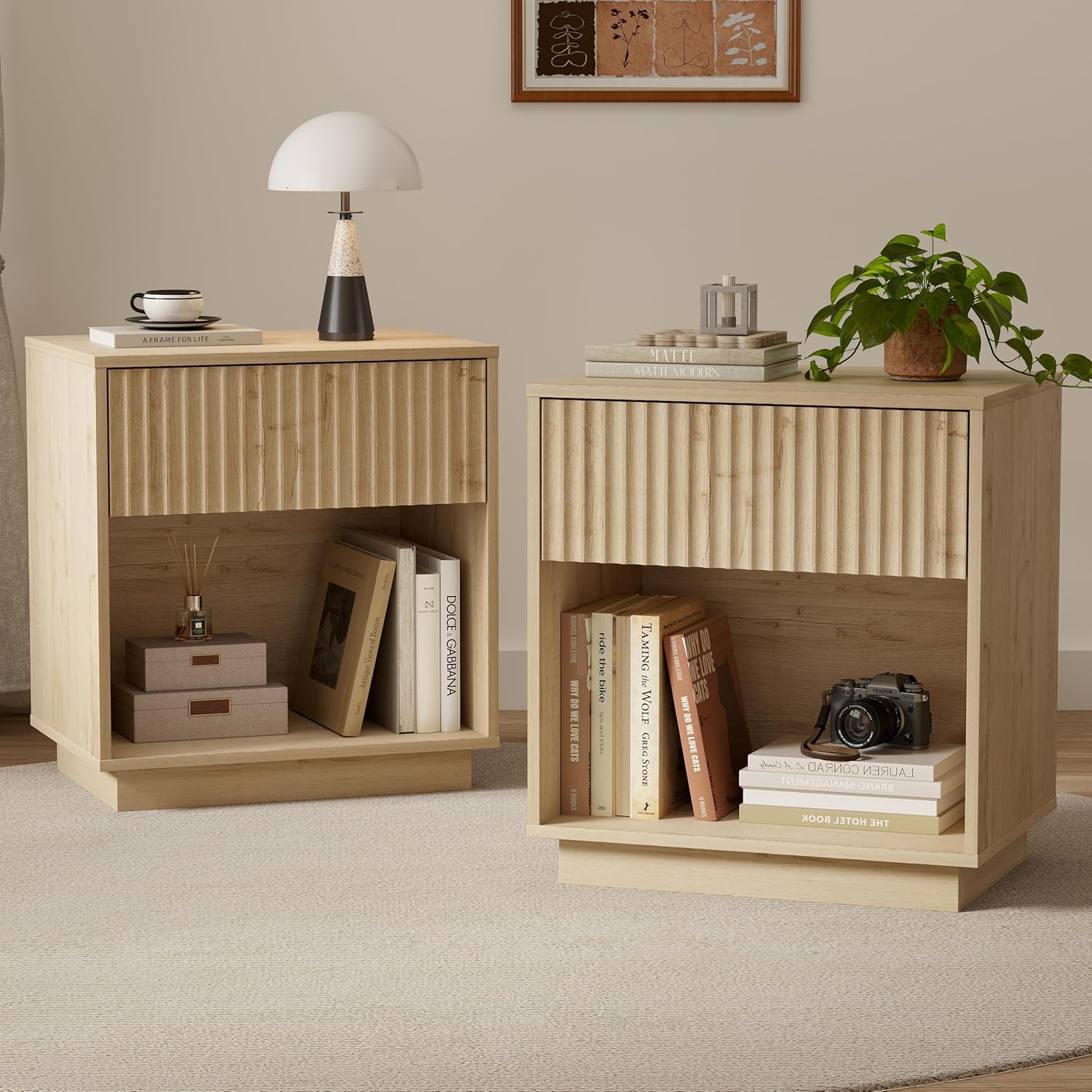 22 Inch Fluted Nightstand, Wooden Night Stand with Large Storage Drawer & Open Shelf, Mid Century Modern Bedside Tables for Bedroom, Home Office, Hallway, Easy Assembly, Light Oak