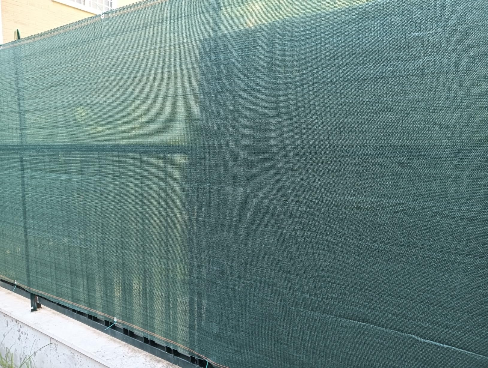 Tappetino Oscurante In PVC Per Recinzione Giardino E Balcone - Protezione Visiva E Antivento - Foto 2