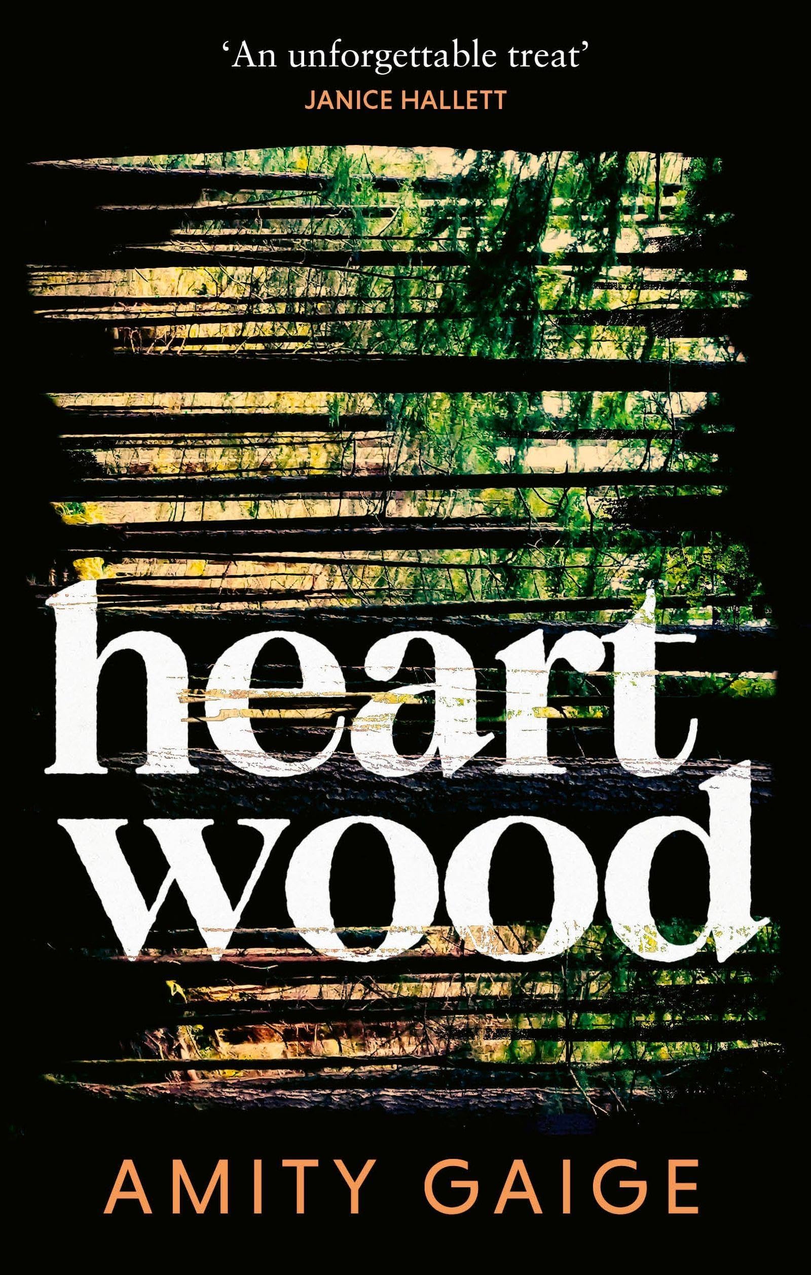 Heartwood : 'nearly impossible to put down' Jennifer Egan