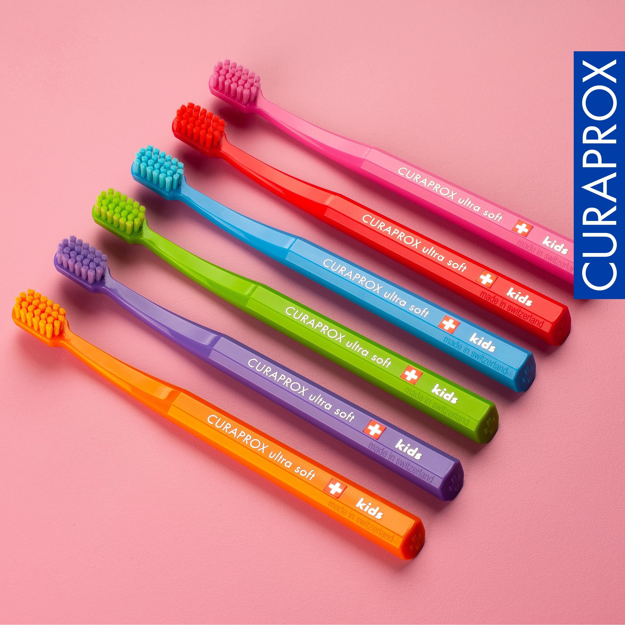 Curaprox Spazzolino CS Kids-Per bambini dai 4 ai 12 anni/Pulizia delicata ultra-morbida | 5.500 filamenti Curen® / Rosa/Confezione singola/Made in Switzerland