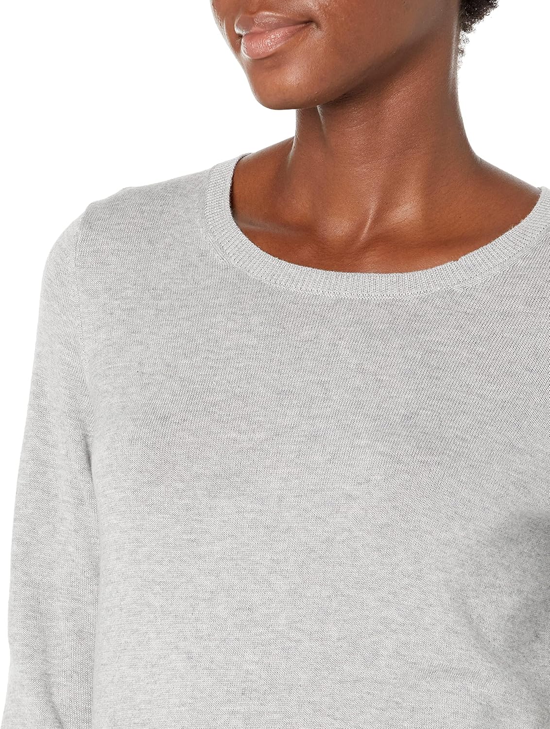 Amazon Essentials Women's Long-Sleeve Lightweight Crewneck Sweater (Available in Plus Size) - Image 4