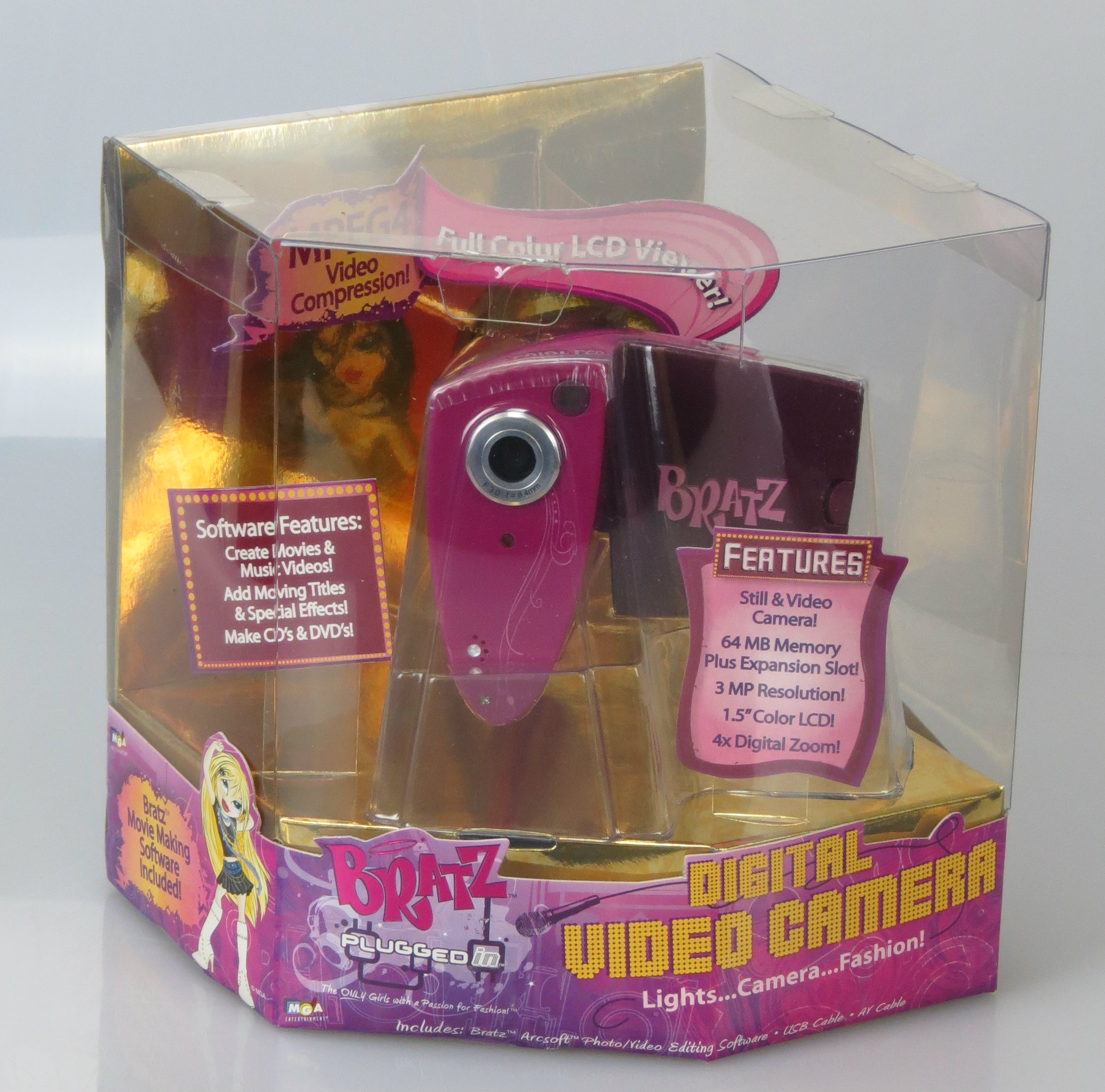 Bratz (ブラッツ) Plugged In 35mm Flash Camera ドール 人形 フィギュア