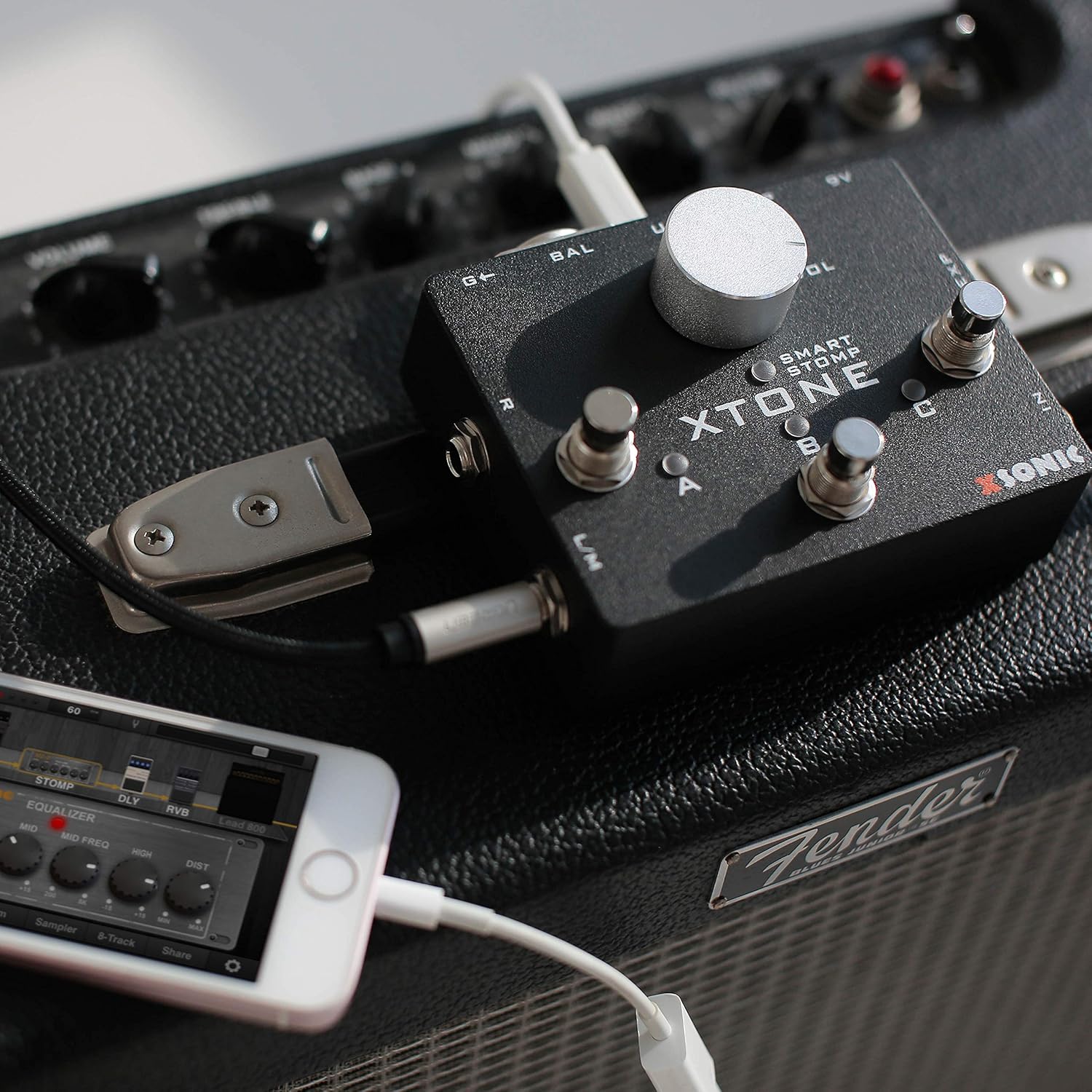 XSONIC Xtone Mobile Audio Interface with Ultra Low Latency, 192KHz Sampling Rate, 108dB Dynamic Range, Pure Guitar Input, 3 Output Port, Expression Pedal Input, Support iOS, Windows, Mac