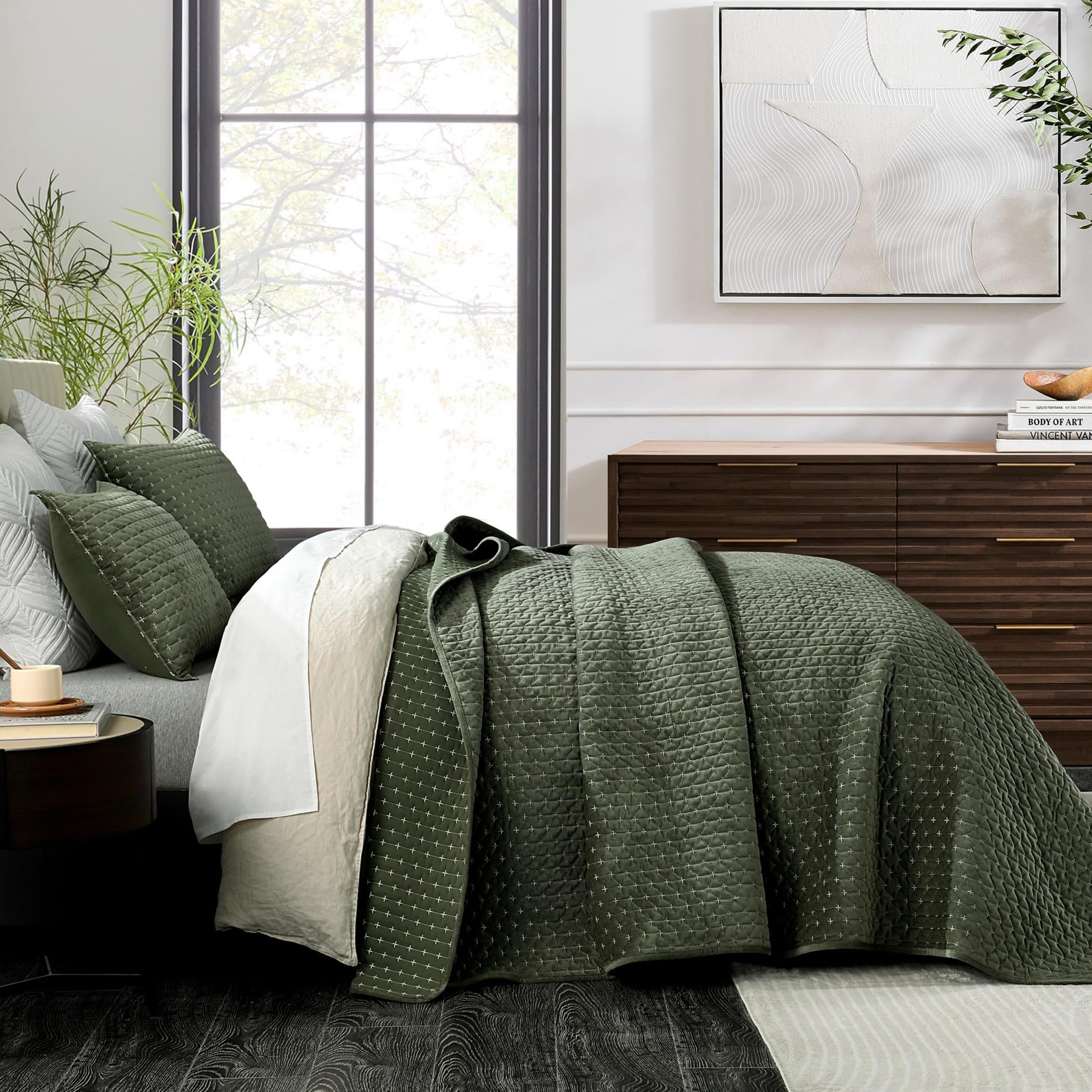 Grassix Velvet Quilt Set King Size - Luxury Cozy Army Green Quilt Set, Lightweight Soft Velvet Comforter for All Season, Cross Stitch Coverlet Bedspreads with 2 Shams