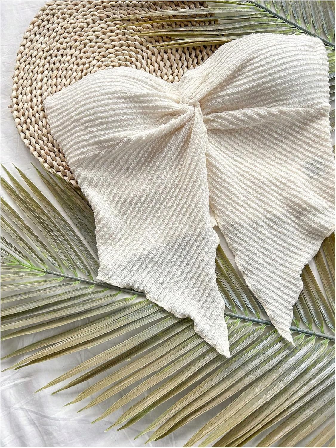 WDIRARA Women's Twist Front Split Hem Tube Top Y2k Strapless Bandeau Asymmetrical Tops - Image 5