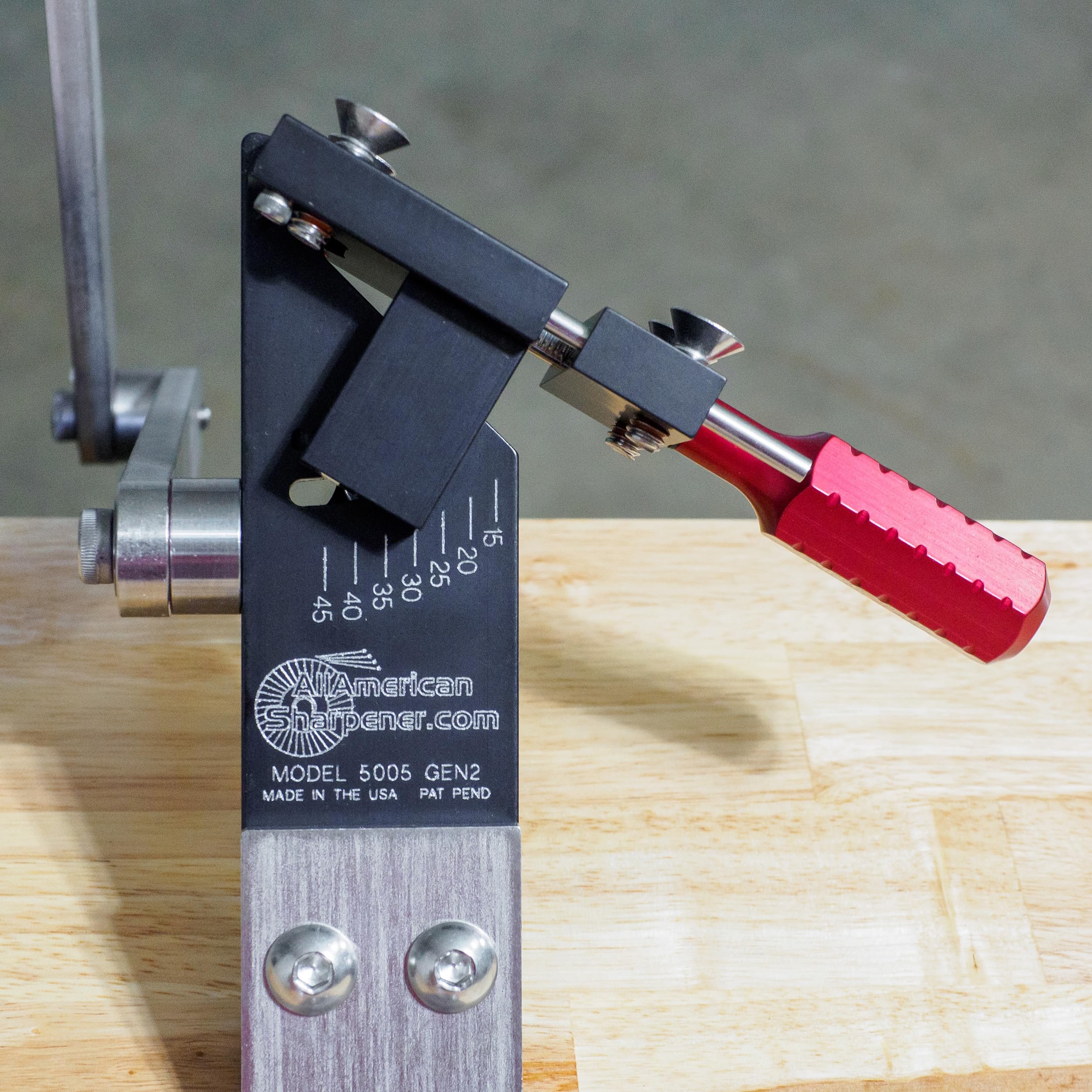 All American Sharpener Rasenmäher-Messerschärfer für Rechts- und Linkshänder, 15°-45°, verstellbar, Modell 5005