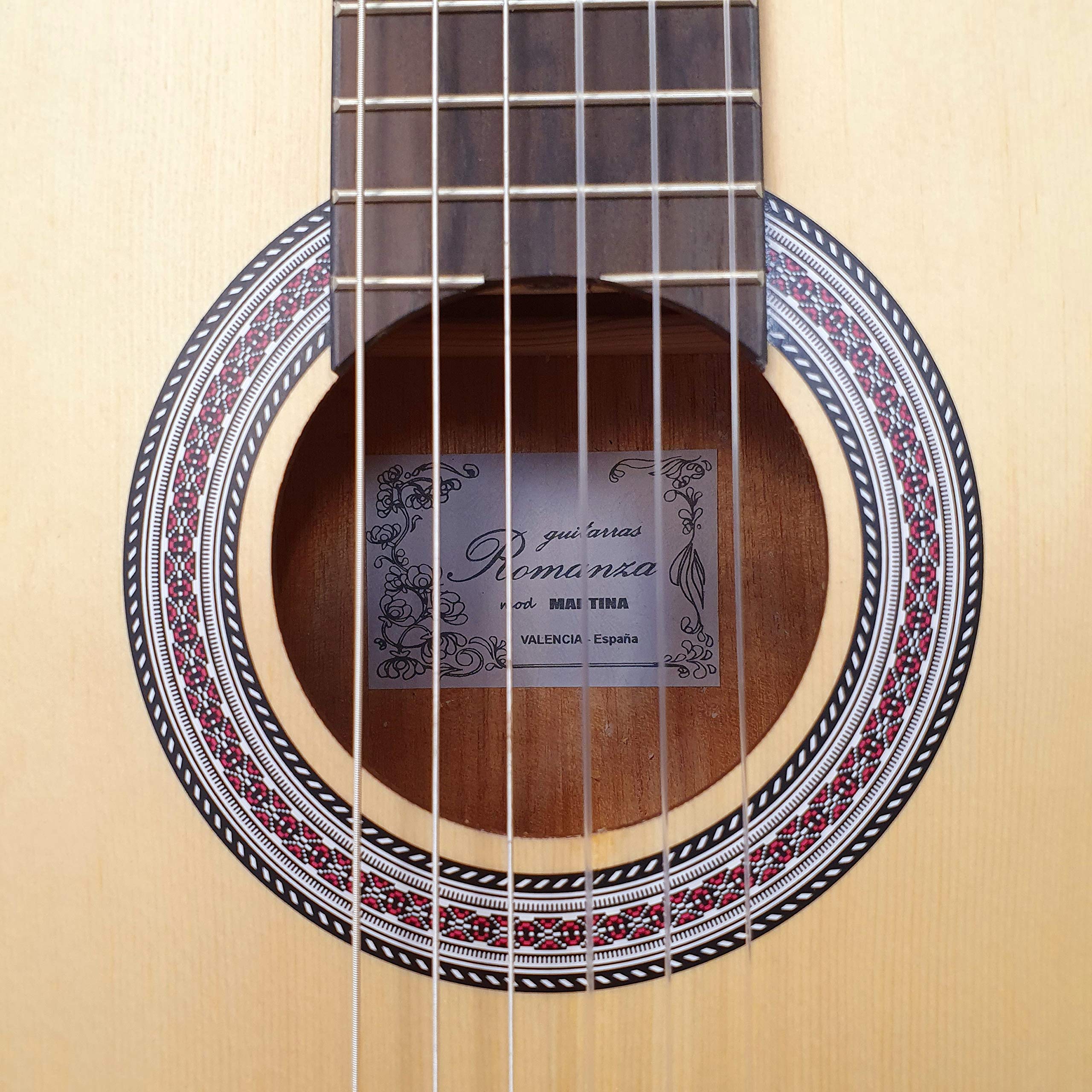 Guitarra clásica española Romanza MARTINA 4/4 calidad y precio - rockmusic