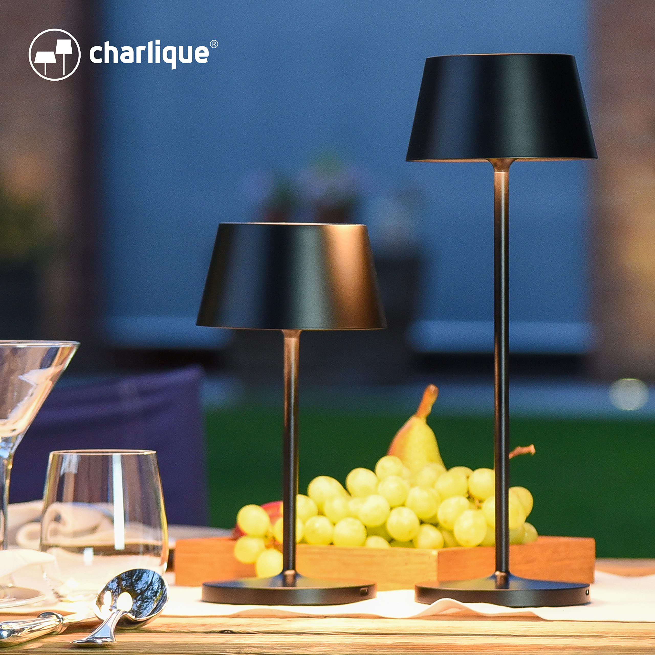 Dinner Light 2 mini - pequeña Lámpara mesa LED recargable en color negro, regulable sin niveles, con batería extrafuerte, carga por USB, efecto de luz blanca cálida