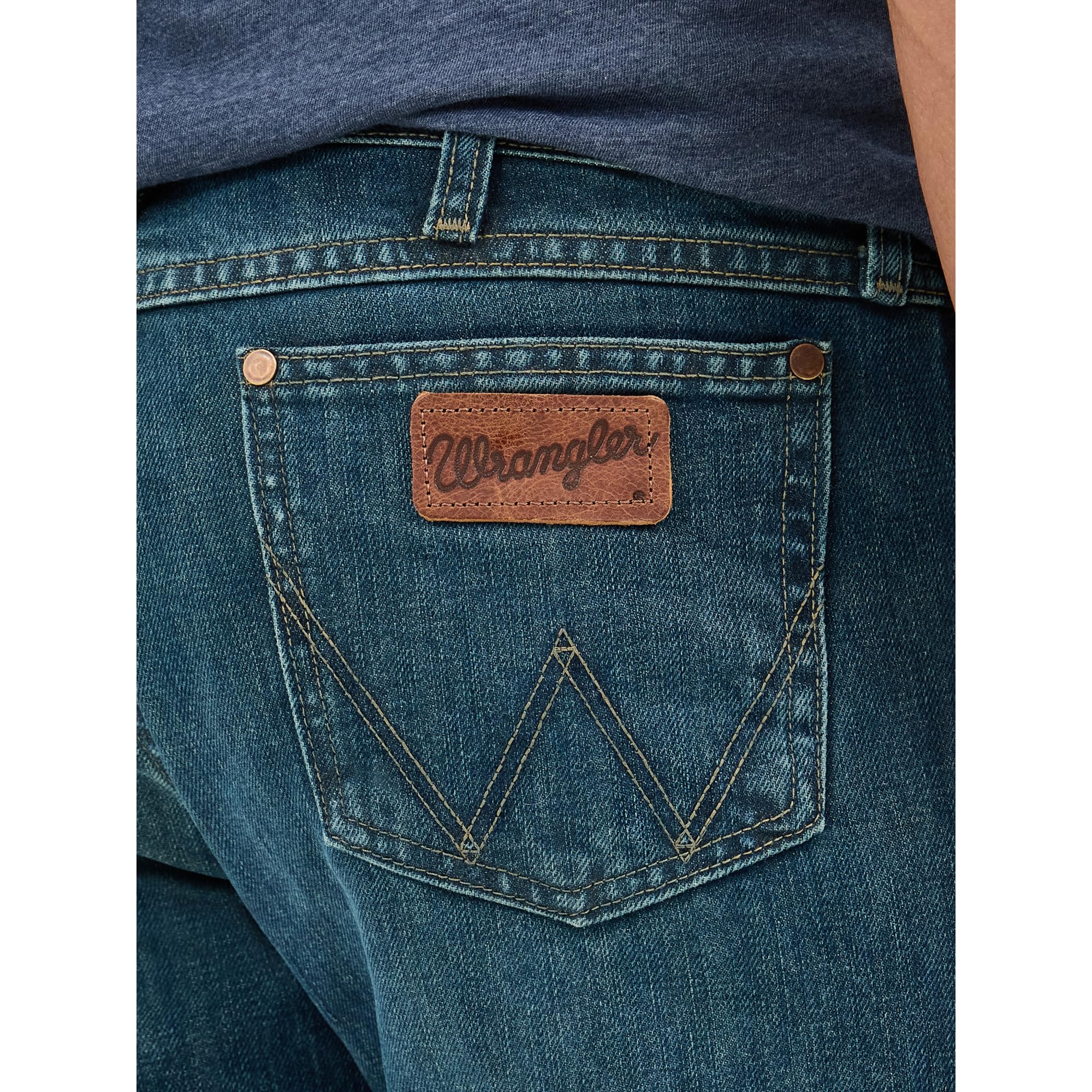 Wrangler Herren Jeans Retro Slim Fit Boot Cut Jeans