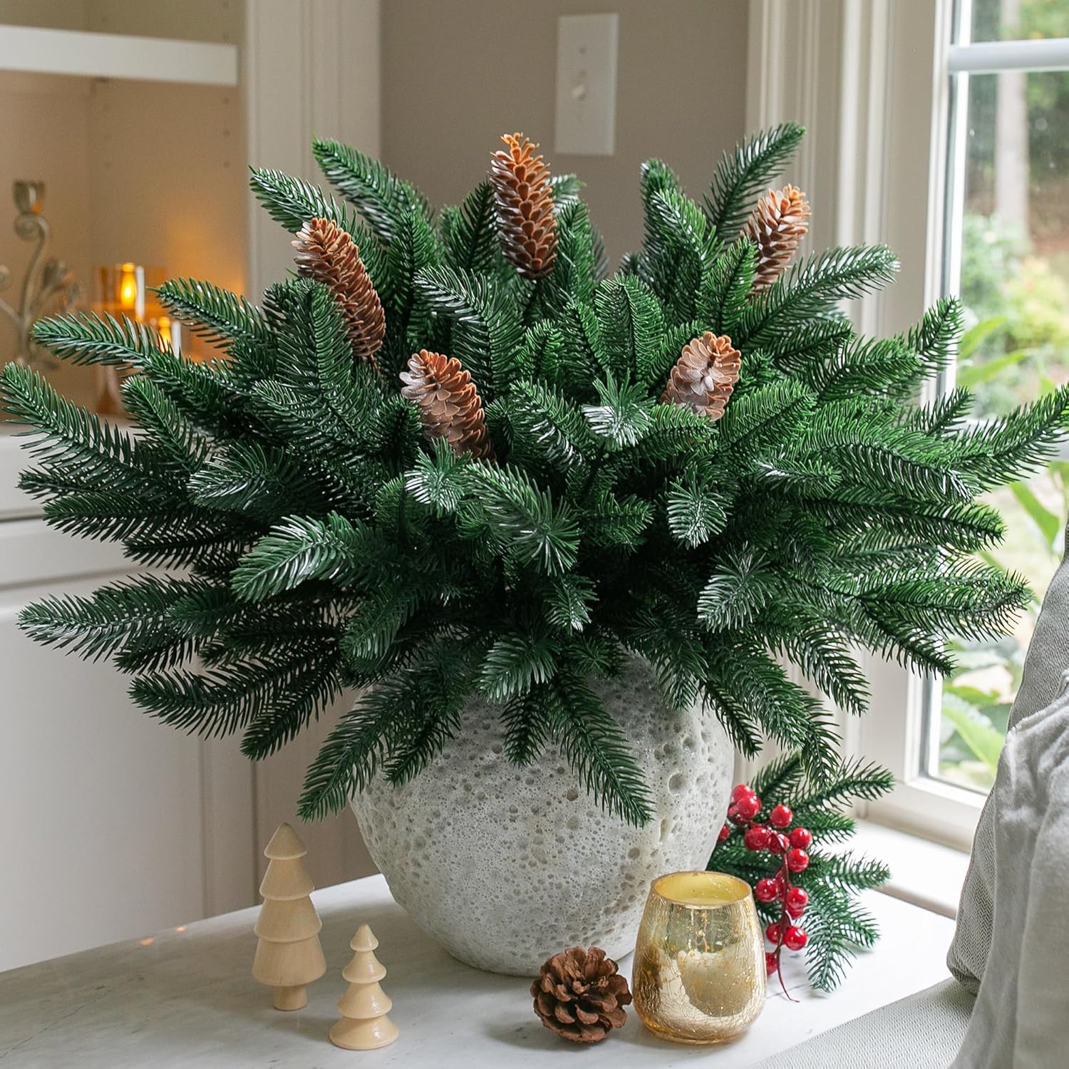 Ivydale 17Pcs Faux Pine Branches Norfolk Stem for Christmas Decoration, Artificial Greenery Plants Pine Needles with Pinecones for Table DIY Home Winter Indoor Vase Real Touch Christmas Decorations Pine Branch+bigpinecones