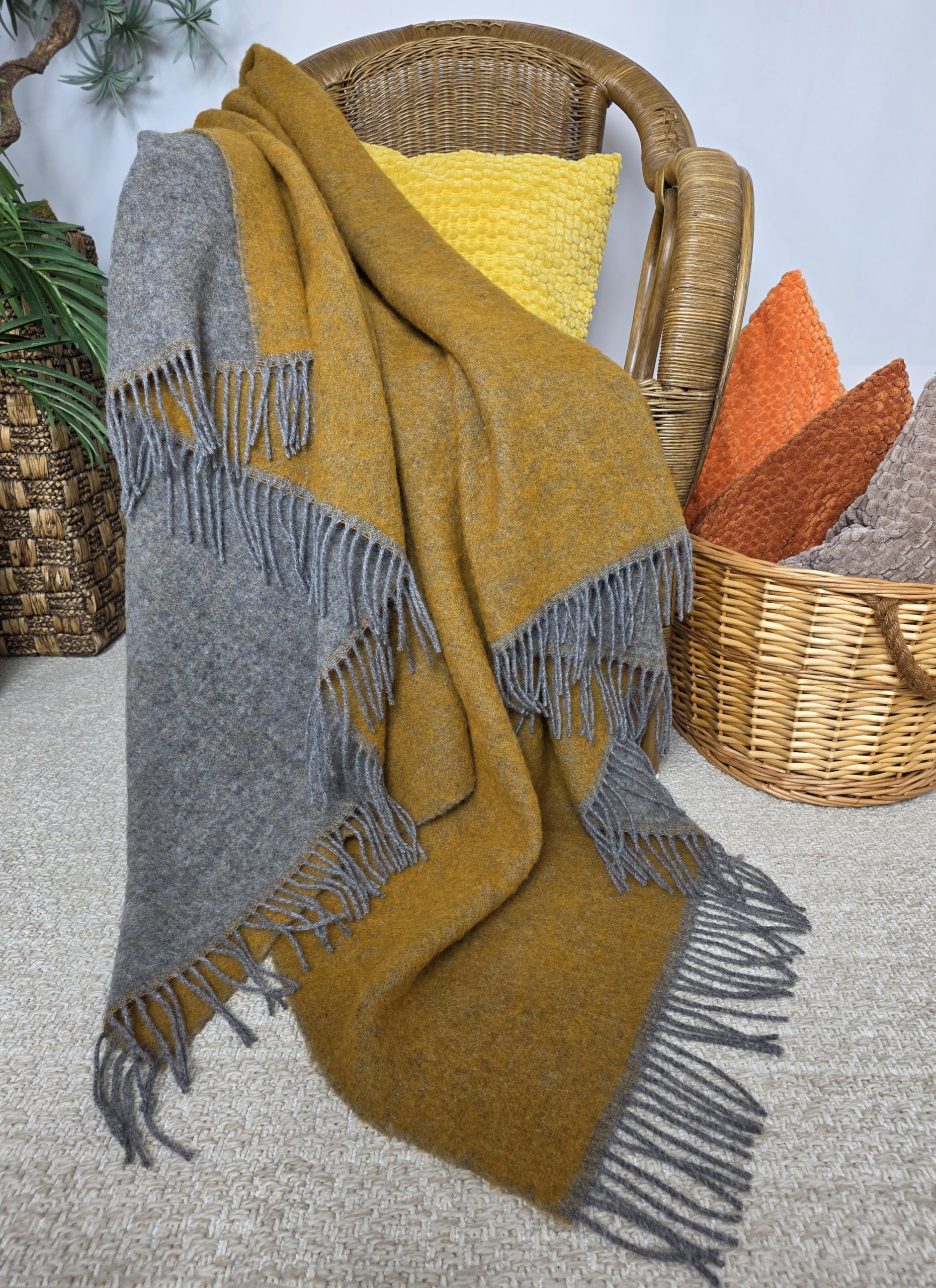 STTS International Wollen deken, 100% scheerwol, woondeken in verschillende kleuren, sprei, scheerwollen deken, plaid Tirol (grijs/geel (dubbelzijdig 1), 140 x 200 cm