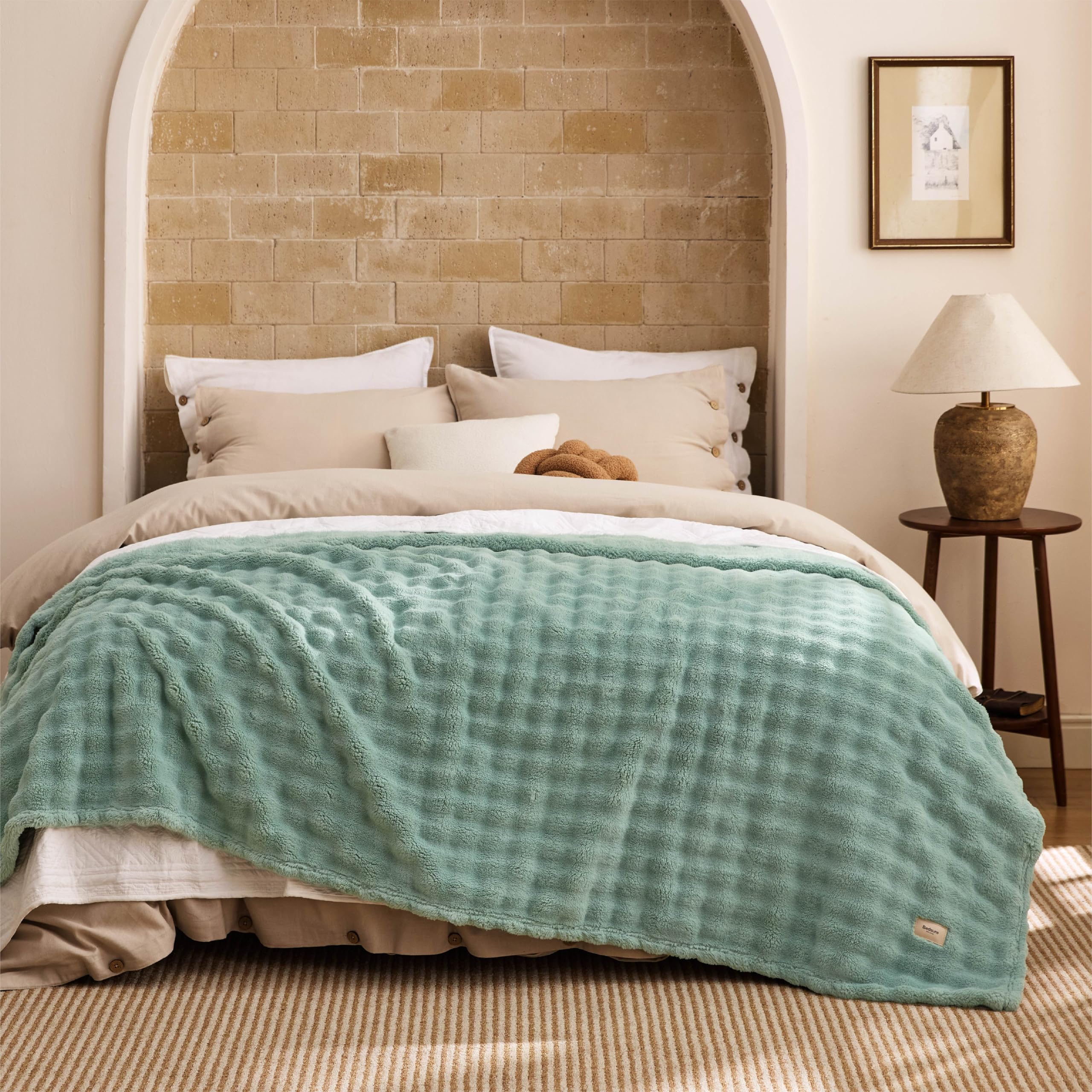 BEDSURE Bubble Decke - Kuscheldecke Flauschig, Sofadecke, Wolldecke & Fleecedecke, Weiche Warme Decken für Zimmer Deko, Wohn- & Kuscheldecken, Tagesdecke, Grün, 220x240 cm