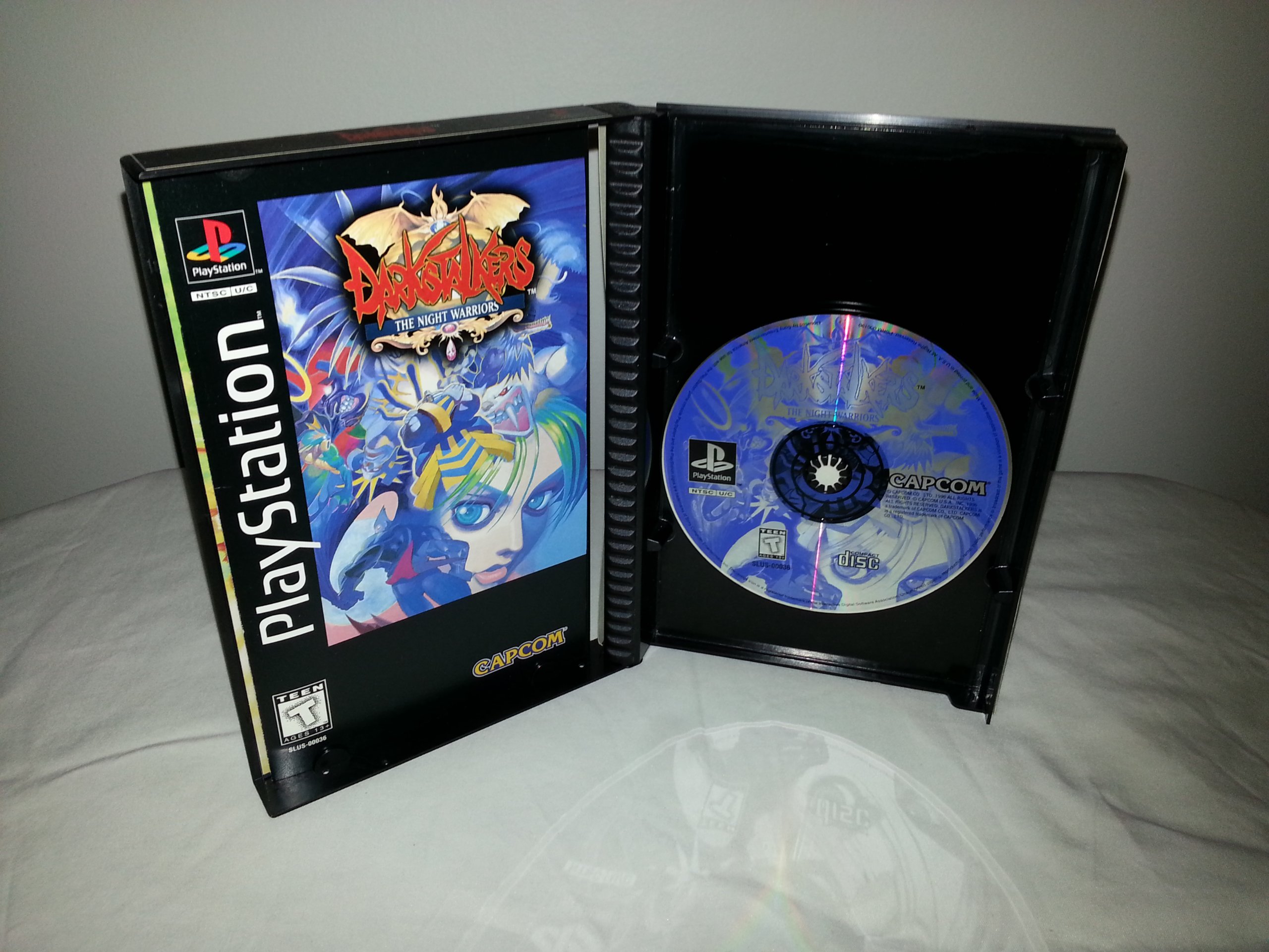 Amazon.com: Darkstalkers: The Night Warriors (Long Box