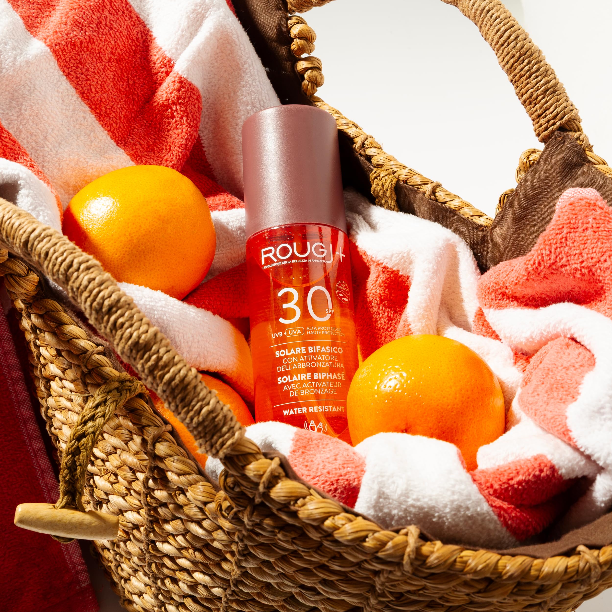 Rougj Spray Solare Bifasico 30 con Attivatore di Melanina - Protezione Solare 30 Spray Corpo con Arginina, Fico d’India e Thermus Ferment - SPF 30 Water Resistant 200ml - Made in Italy