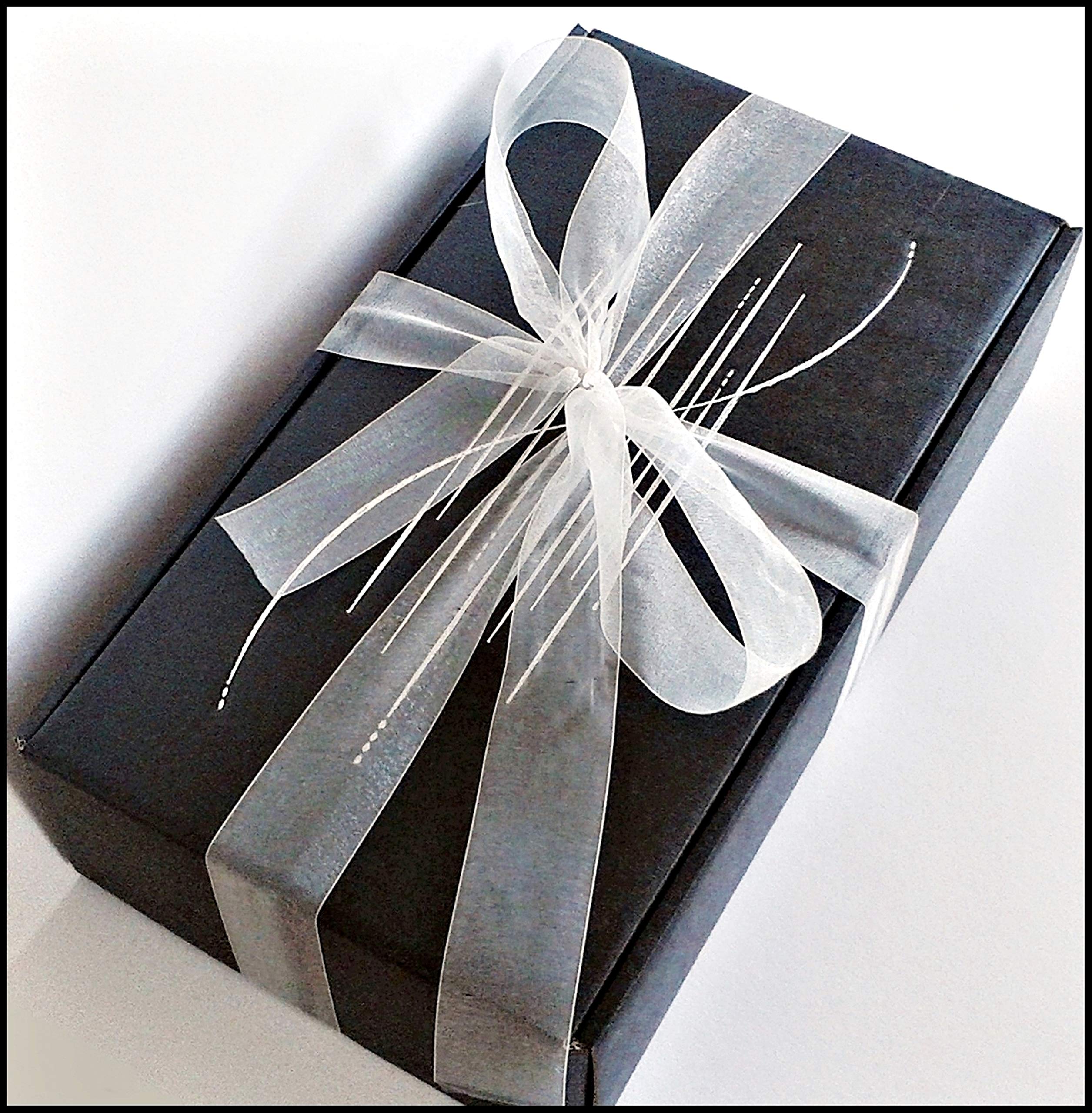 Moet & Chandon Brut Impèrial Champagner + Flaschenverschluß + 2 Gläser in Geschenk Karton Geschenkset Frauengeschenke Männergeschenke Schaumwein