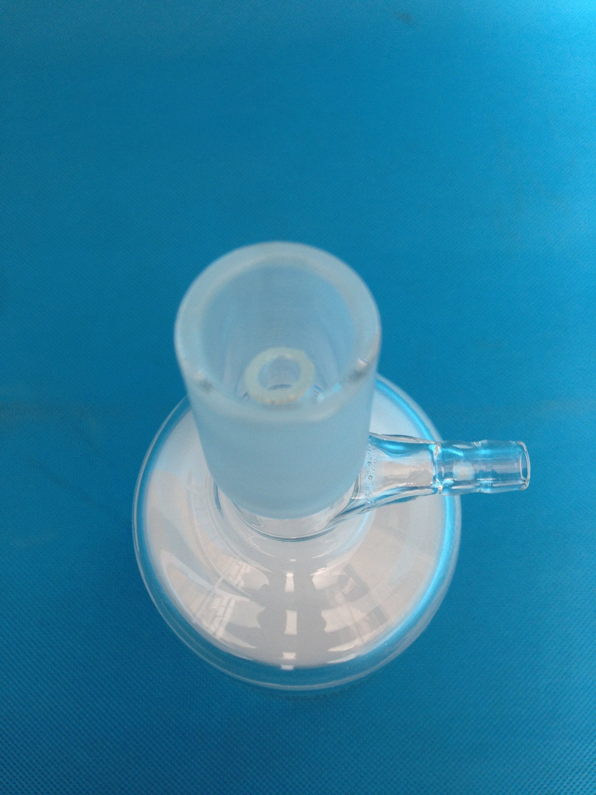 Büchner-Trichter aus Borosilikatglas mit 10-mm-Vakuumschlauchanschluss – G3-Grobfilter (16–30 μm)(1000ml)