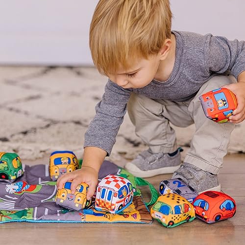 Miniatura 7 de Estera de juego toma de la ciudad 1925 x 1425 pulgadas con 9 vehículos blandos de Melissa  Doug