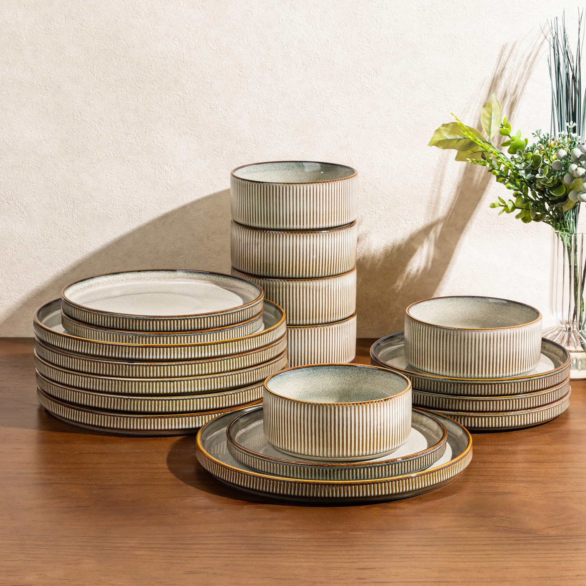 GBHOME 18-Piece Stoneware Dinnerware Set for 6 – Ribbed Ceramic Plates and Bowls, Scratch-Resistant, Microwave & Dishwasher Safe, Reactive Glaze, Mist Green