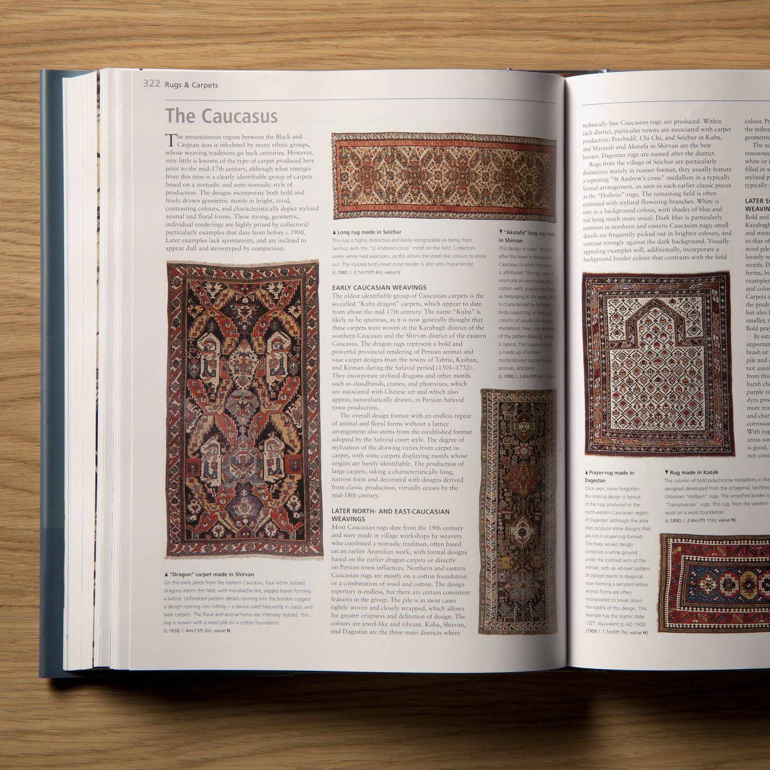 Miller's Antiques Encyclopedia: (new edition)