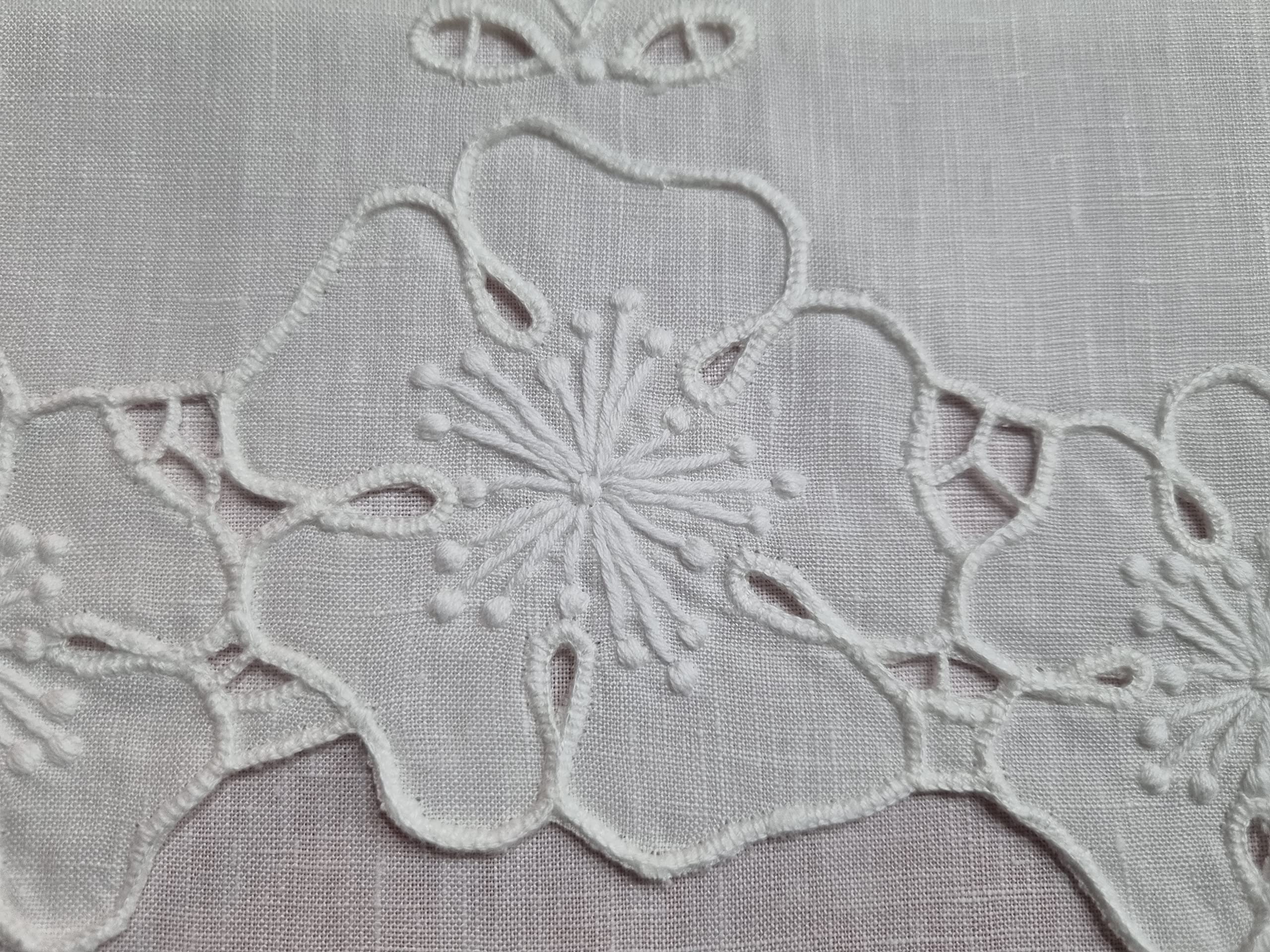Elegantes Toallas 1+1 puro lino bordado Tallado y punto completo a mano