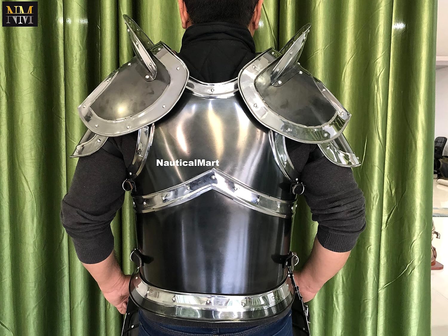 NauticalMart Medieval Edward Armour Set with Spaulder Pauldrons LARP SCA Halloween Costume