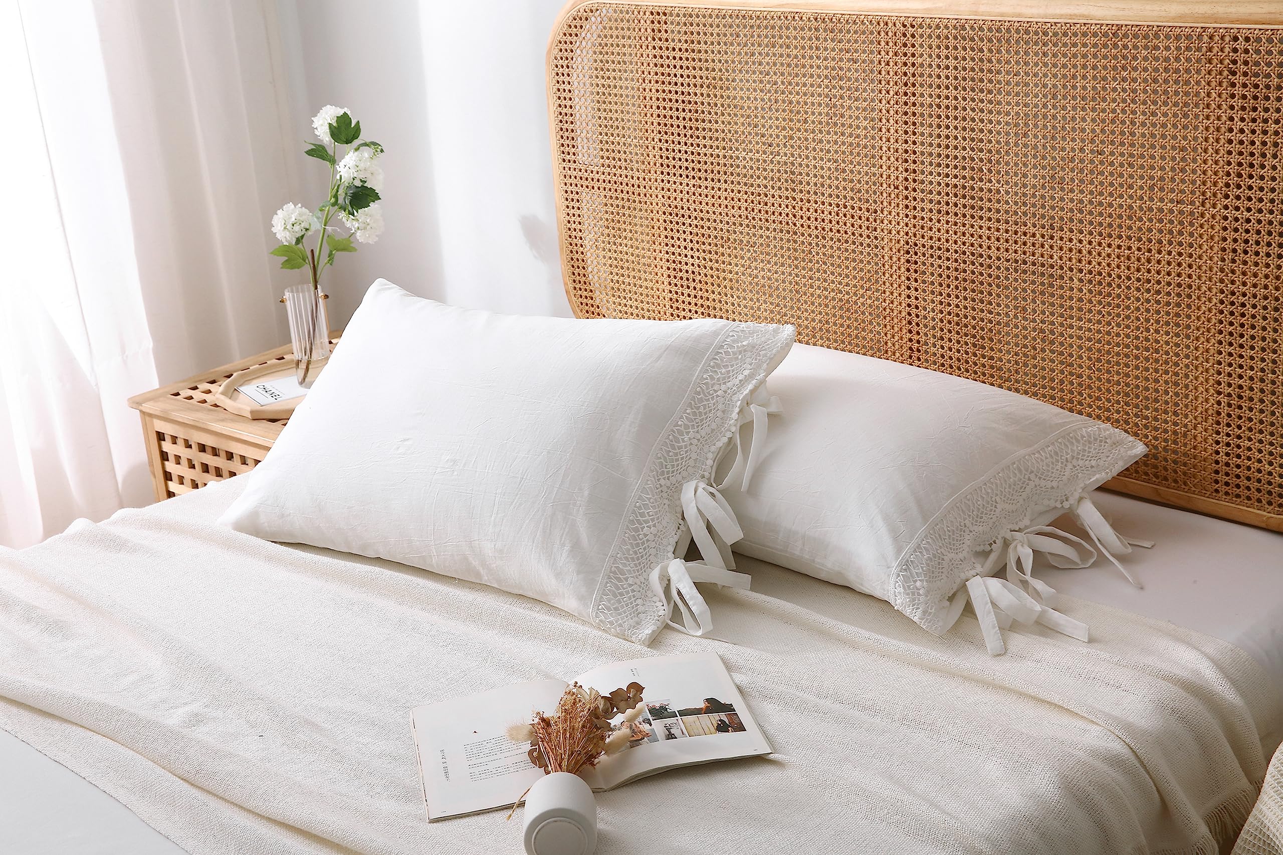 21 X 26 Martex Suites Pillow Shams, Standard Size, Silver Mink King Bed With Euro Shams