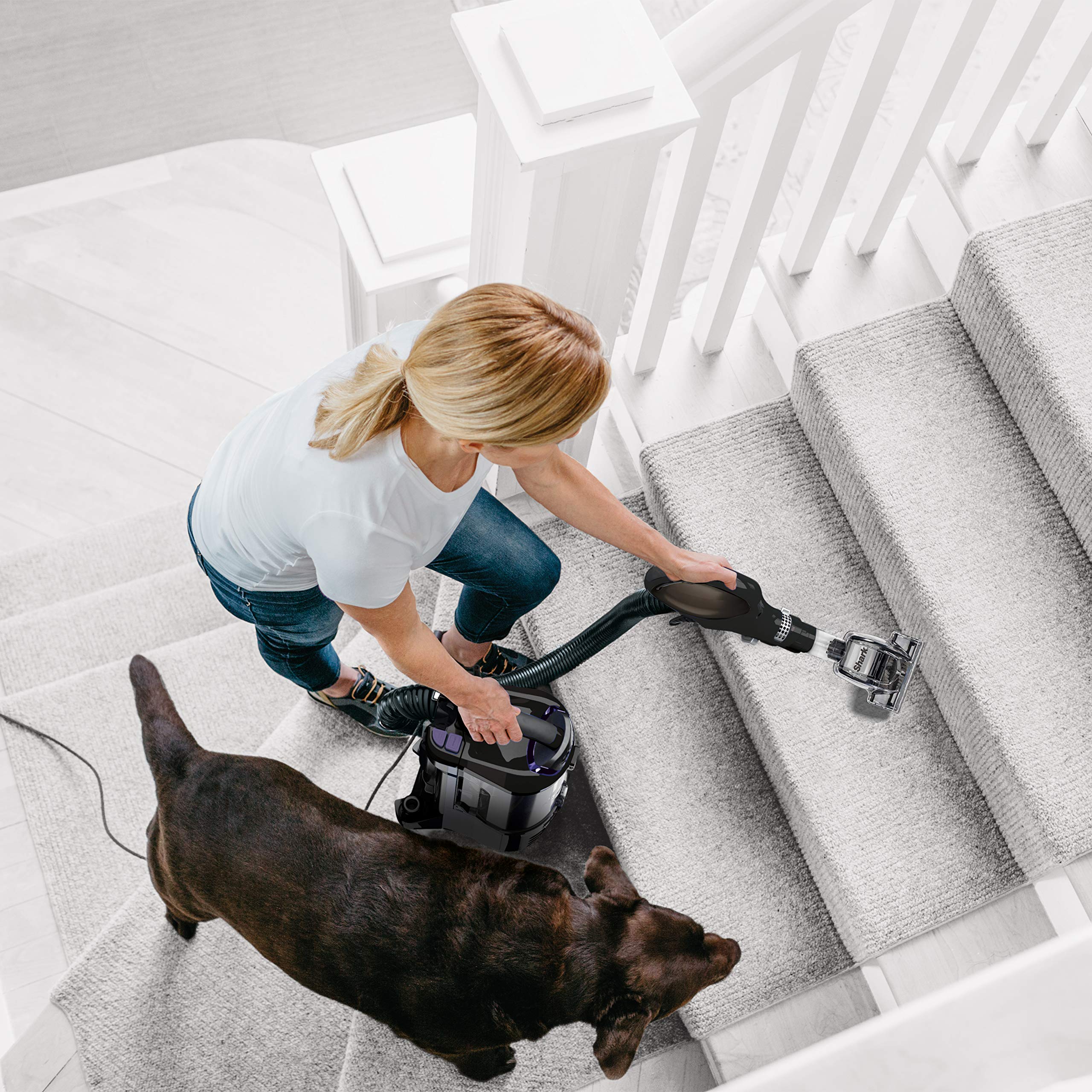 Shark ZU700C DuoClean with Self-Cleaning Brushroll Lift-Away