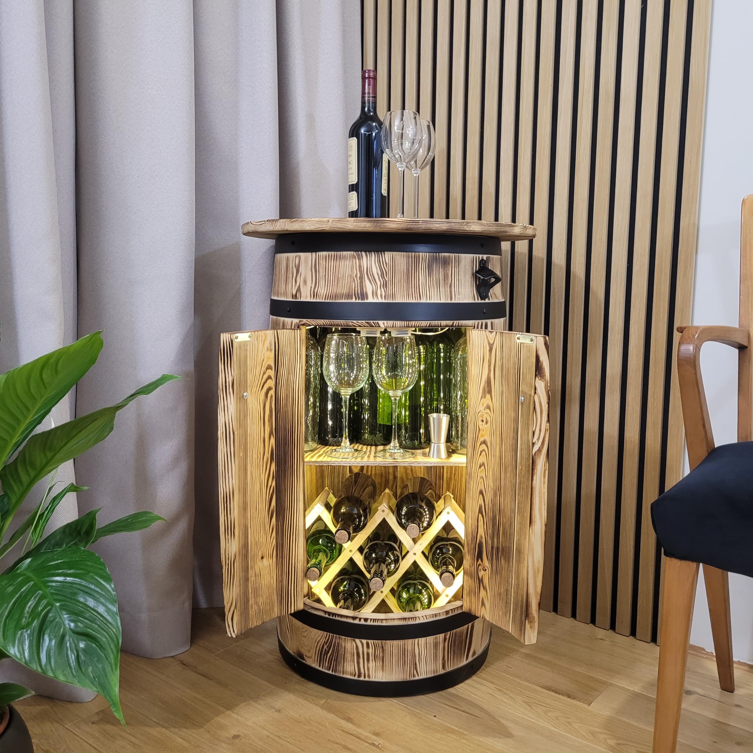 weeco Holzfass mit großer Ablagefläche und LED-Beleuchtung sowie klappbarem Weinregal für Zuhause und Gastronomie, Flaschenschrank für Alkohol, Flambiertes Holz 80x55x44 cm