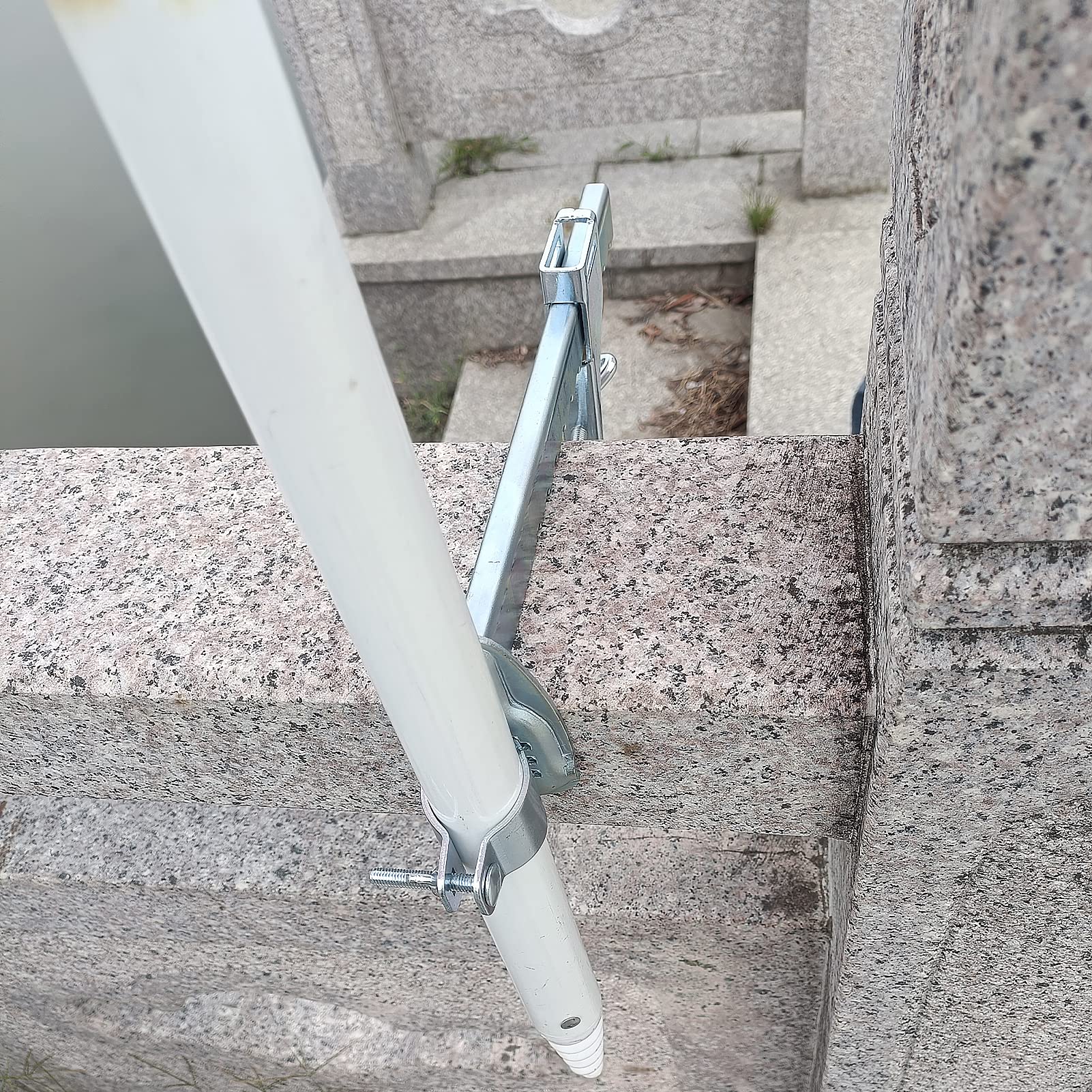 Portaombrelli Esterno Con Clip - Supporto Per Ringhiera O Tavolo Da Esterno - Foto 8