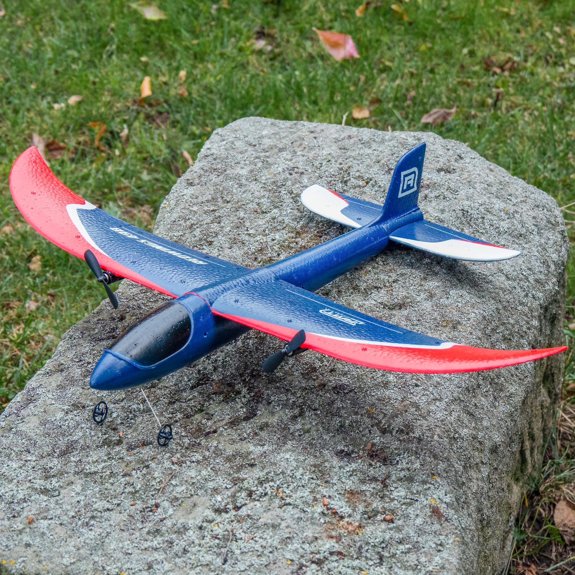 RC Airplane RMT Redwings 498 – wysokiej jakości model RTF z 2 silnikami, konstrukcja EPP, czas lotu 25 minut i sterowanie 2,4 GHz, idealny dla początkujących i dzieci