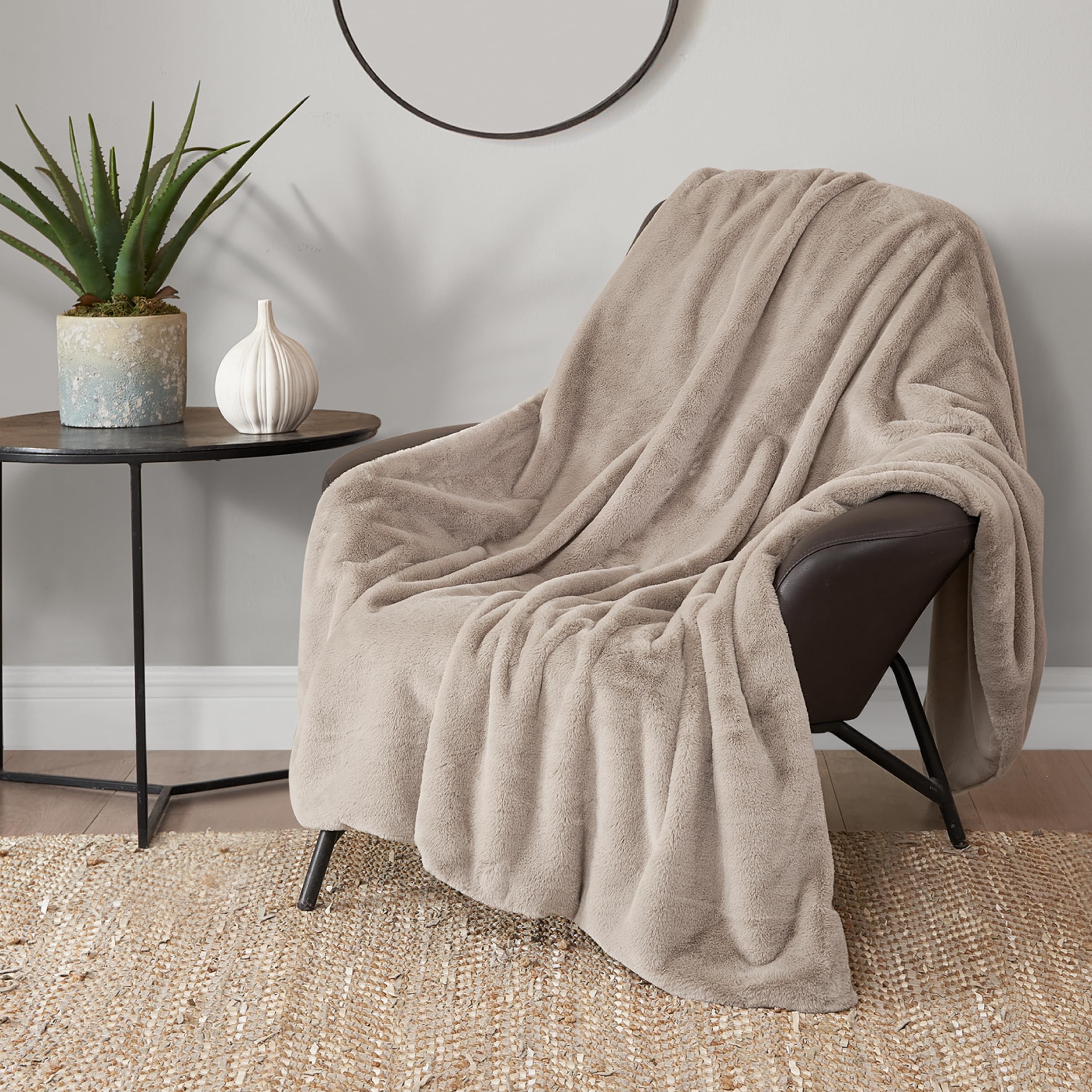 Lucky Brand Solid Rabbit Mink Faux Fur Throw Blanket, Plush Faux Fur Blanket for Sofa or Bed, 50"x70", Tan
