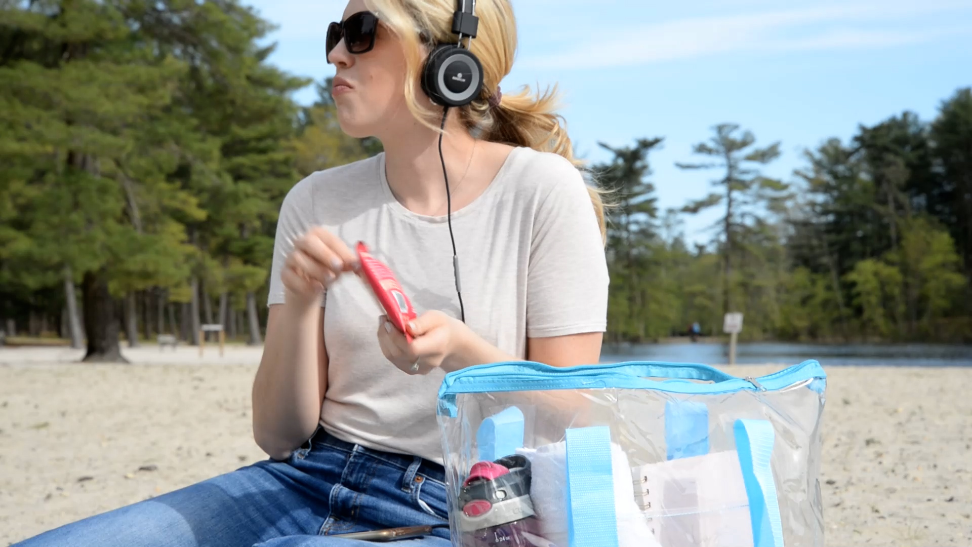 Bolso Tote transparente Handy Laundry con cierre y correa miniatura 7