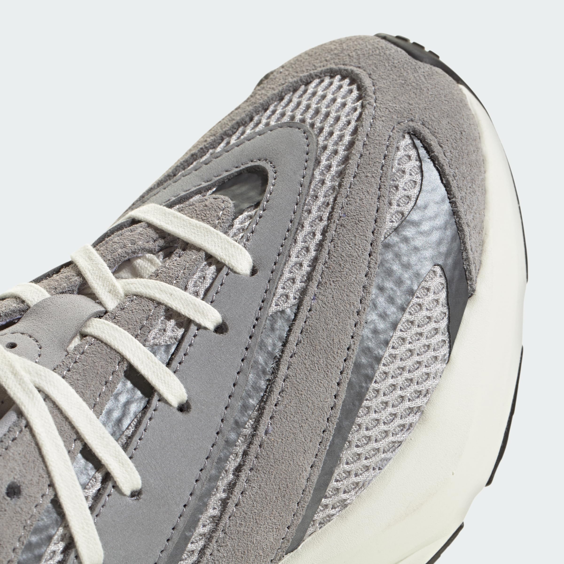 adidas Women's Zapatilla Lightblaze