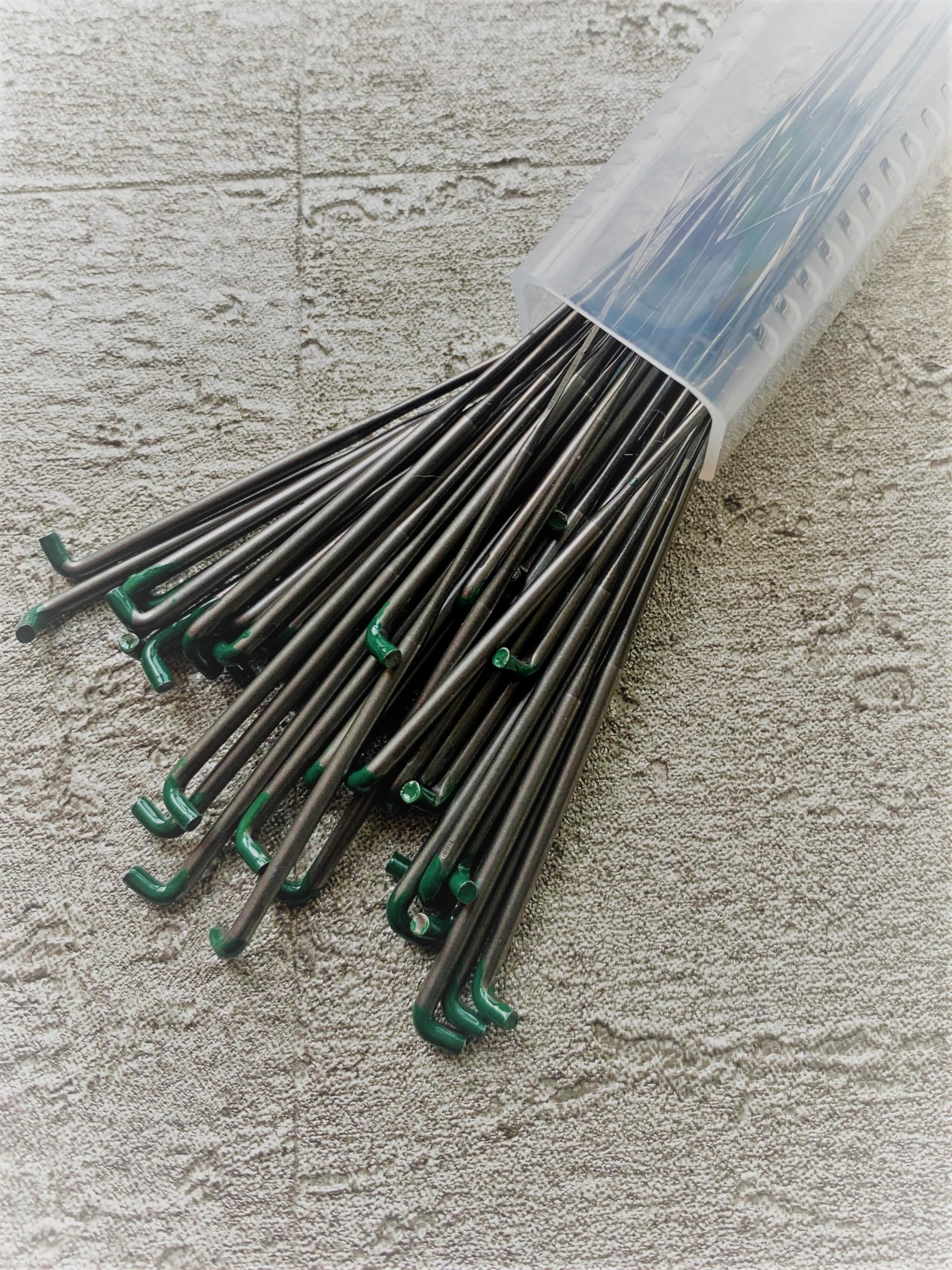 Heidifeathers Green 36G - Triangular Coarse/Medium Heidifeathers® Needle Felting Needles - Colour Coded - High Quality Needles - Triangular, Star, Twisted, Reverse, Startwisted, Forked, Crown (, 10 Needles)
