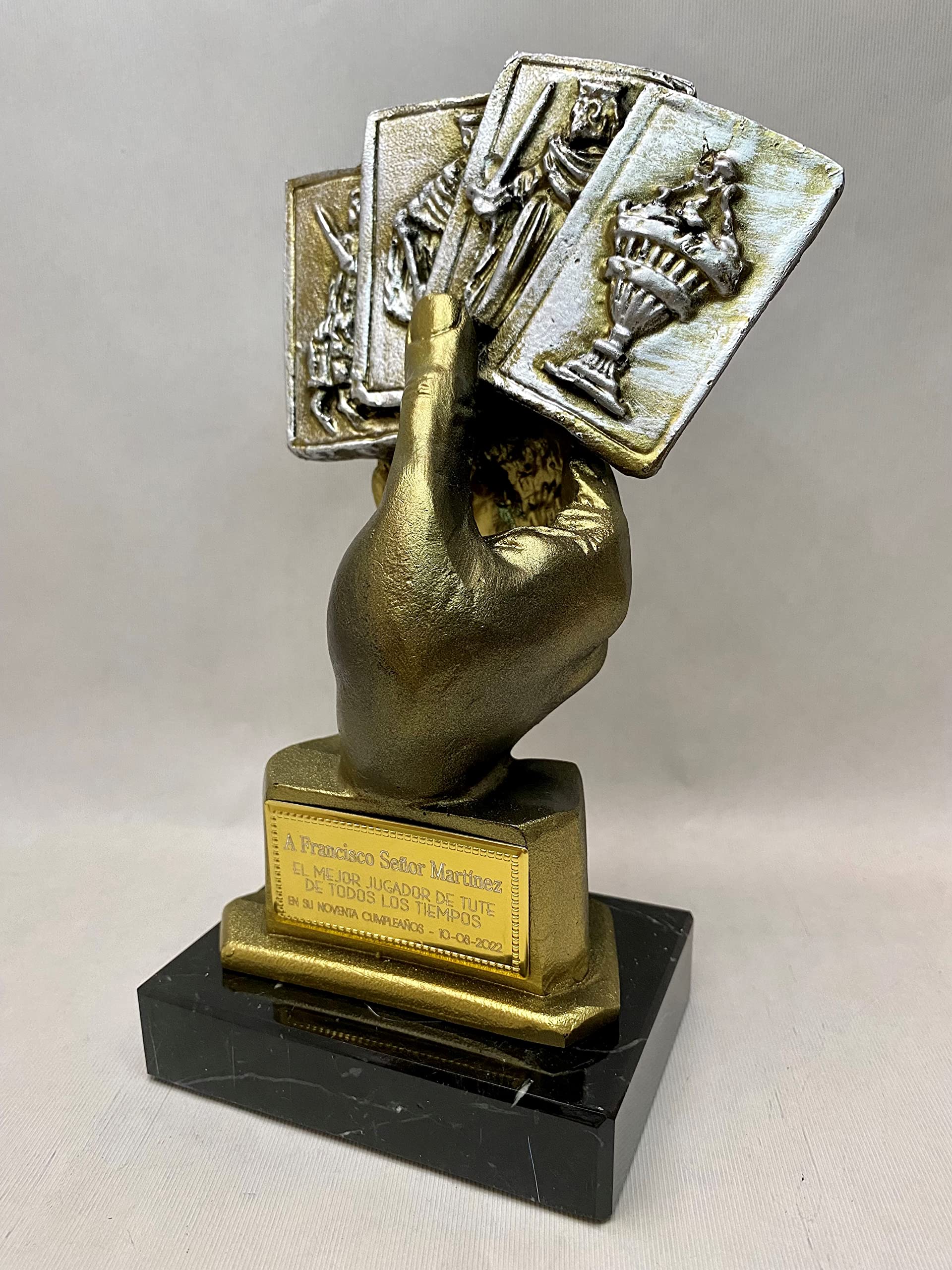 Trofeos Cartas GRABADOS trofeo de mus, tute, brisca, subastado...PERSONALIZADO mano baraja