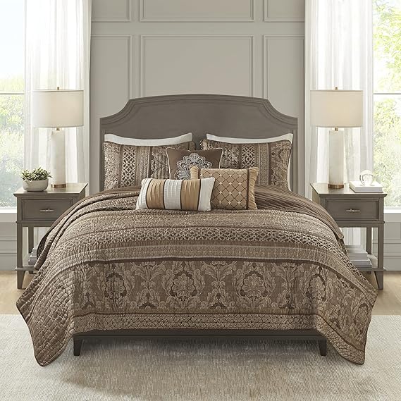 Madison Park Quilt Traditional Damask Design All Season