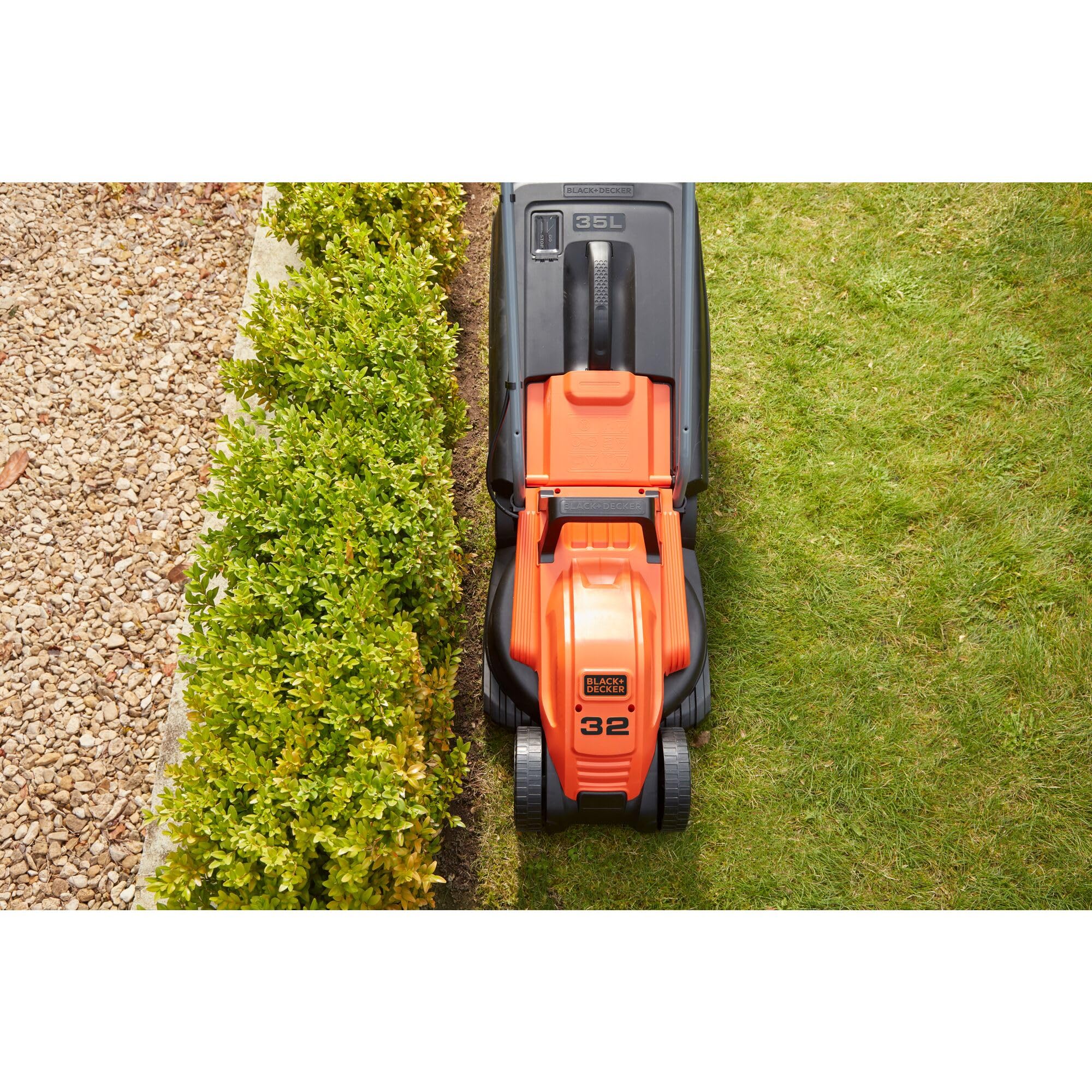 BLACK+DECKER,RASAERBA 1200 W, LARGHEZZA TAGLIO 32 CM, 3 ALT. TAGLIO 20-40-60 MM, E-DRIVE, CAPACITA' CESTO 35 L, IMPUGNATURA VERSIONE BIKE. BEMW451BH-QS