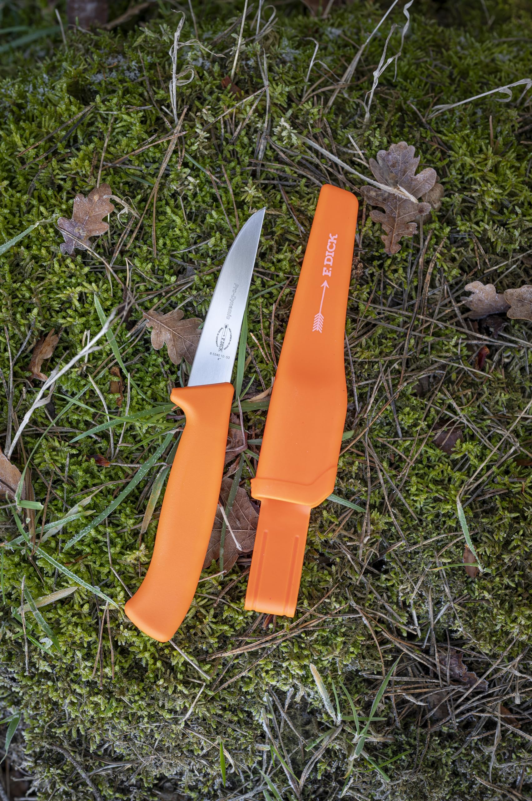 F. DICK ProDynamic Verkaufsdisplay Hunter (15-tlg. Jagdmesser mit Klingenlänge von 10 cm und einer Kunststoff-Messerscheide, leichtes Messer für alle Arbeiten für im Jagdbereich) 85340106-53