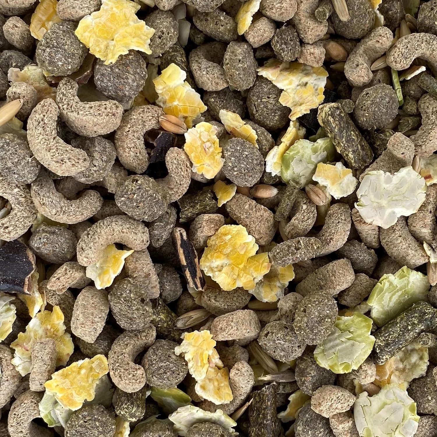 Bamfords Deluxe Apple Flavour Rabbit Food Mix 15kg Amazon.co.uk Pet