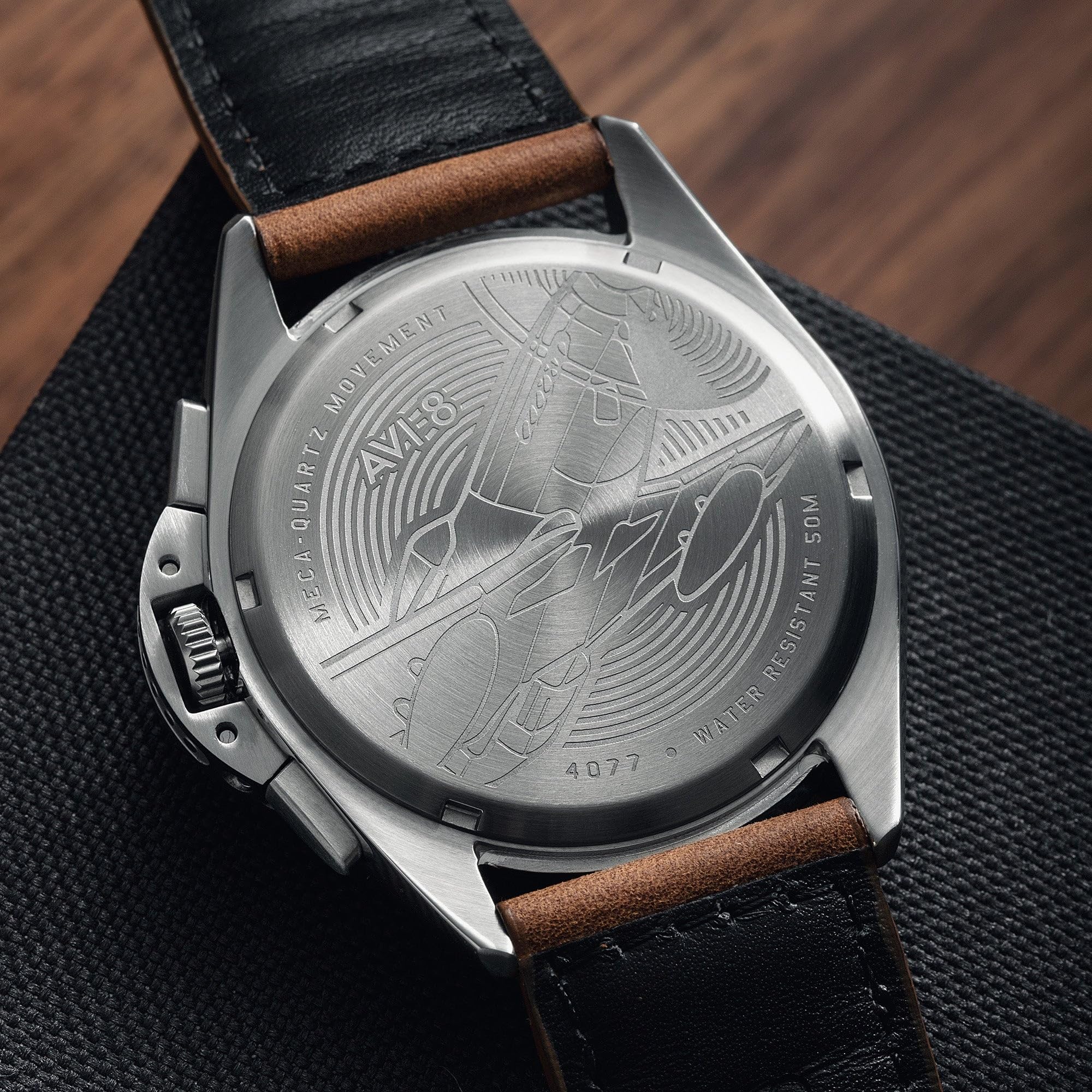 AVI-8 Męski 43 mm P-51 Mustang Blakeslee Japoński chronograf Meca-kwarcowy zegarek pilotażowy ze skórzanym lub nierdzewnym paskiem AV-4077