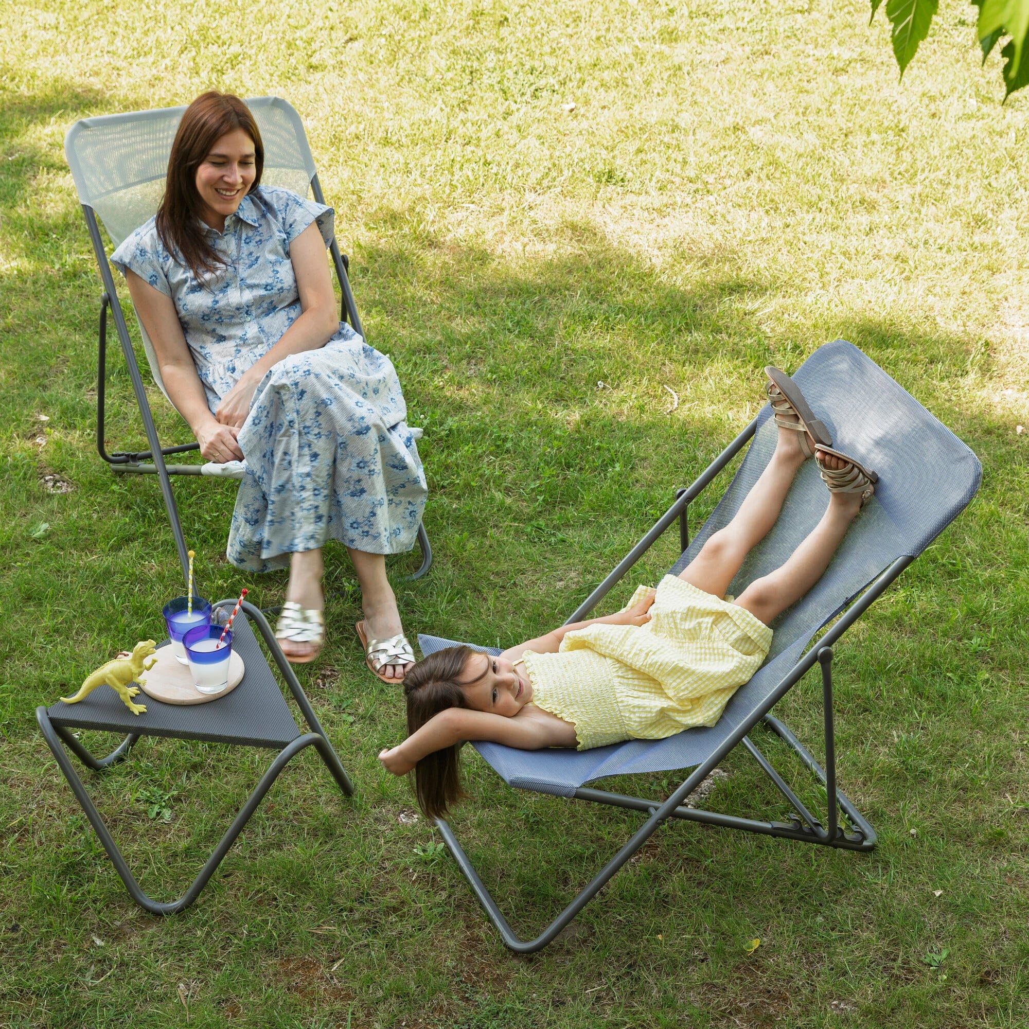 Lafuma MOBILIER - Transat Pliant Multiposition Maxi TRANSAT - Toile Batyline Résistante - Chaise Longue Pliante Terrasse et Jardin - 4 Positions, Tout Confort, Fabriqué en France - Bleu Ocean