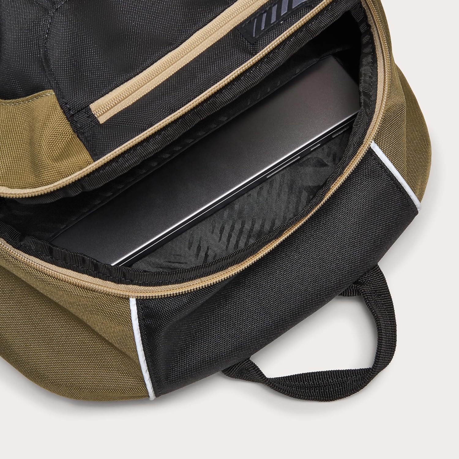 Oakley Enduro 20L 3.0 Backpack, Army Green/Pebble, One Size