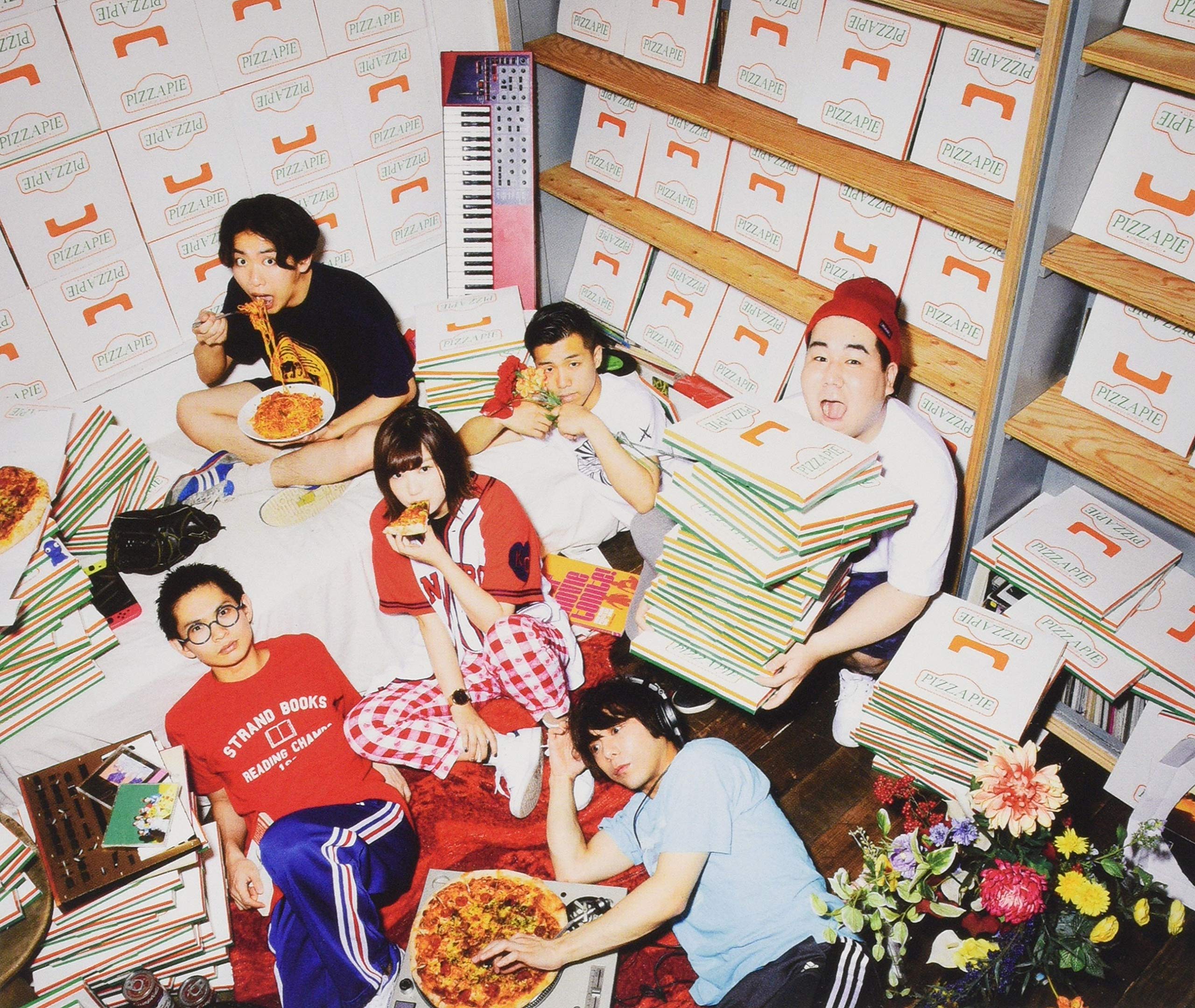 Amazon.co.jp: HOUSE: ミュージック