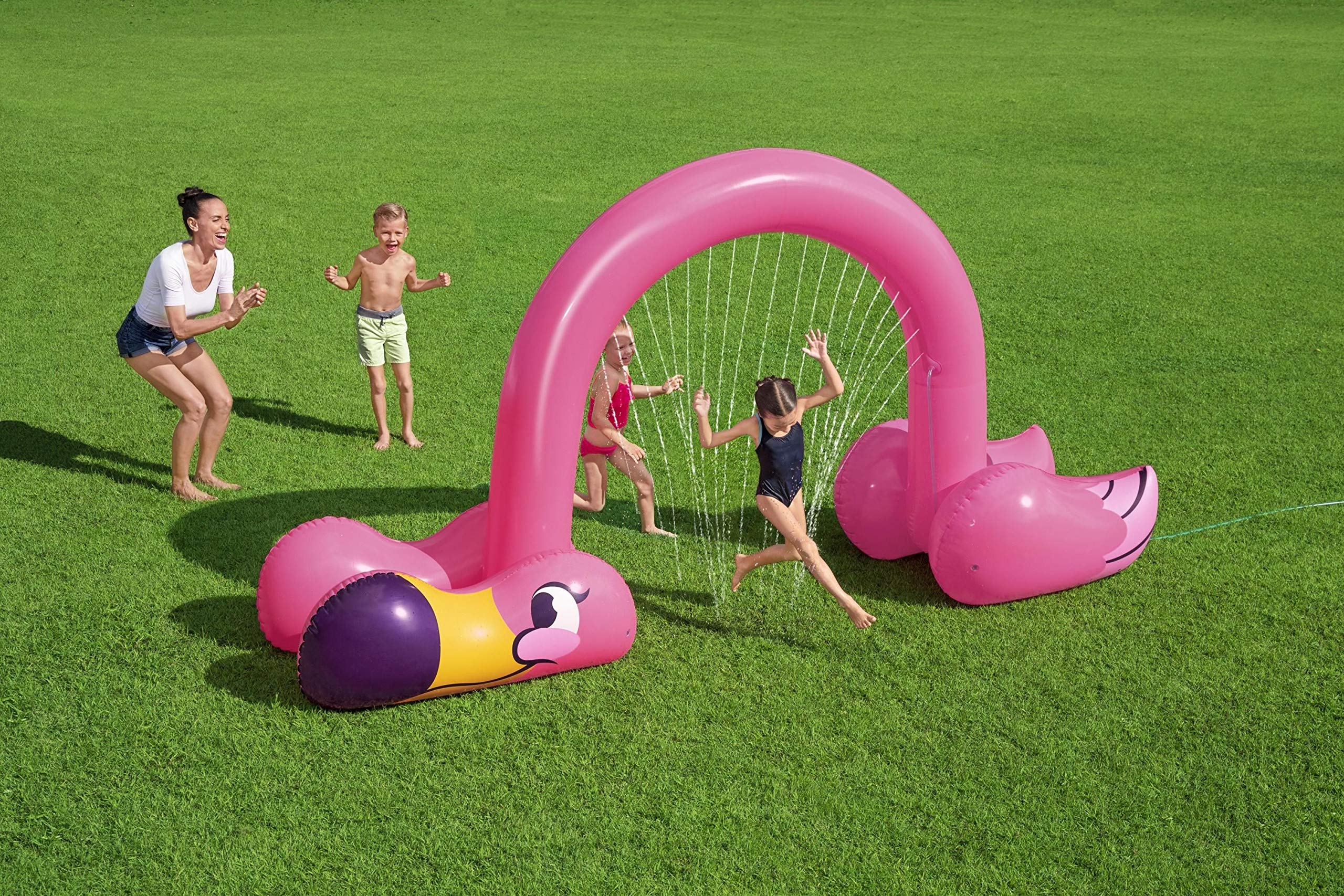 Bestway 1052382Xxx21 11'2" X 43" X 6'4"/3.40M X 1.10M X 1.93M Jumbo Flamingo Sprinkler
