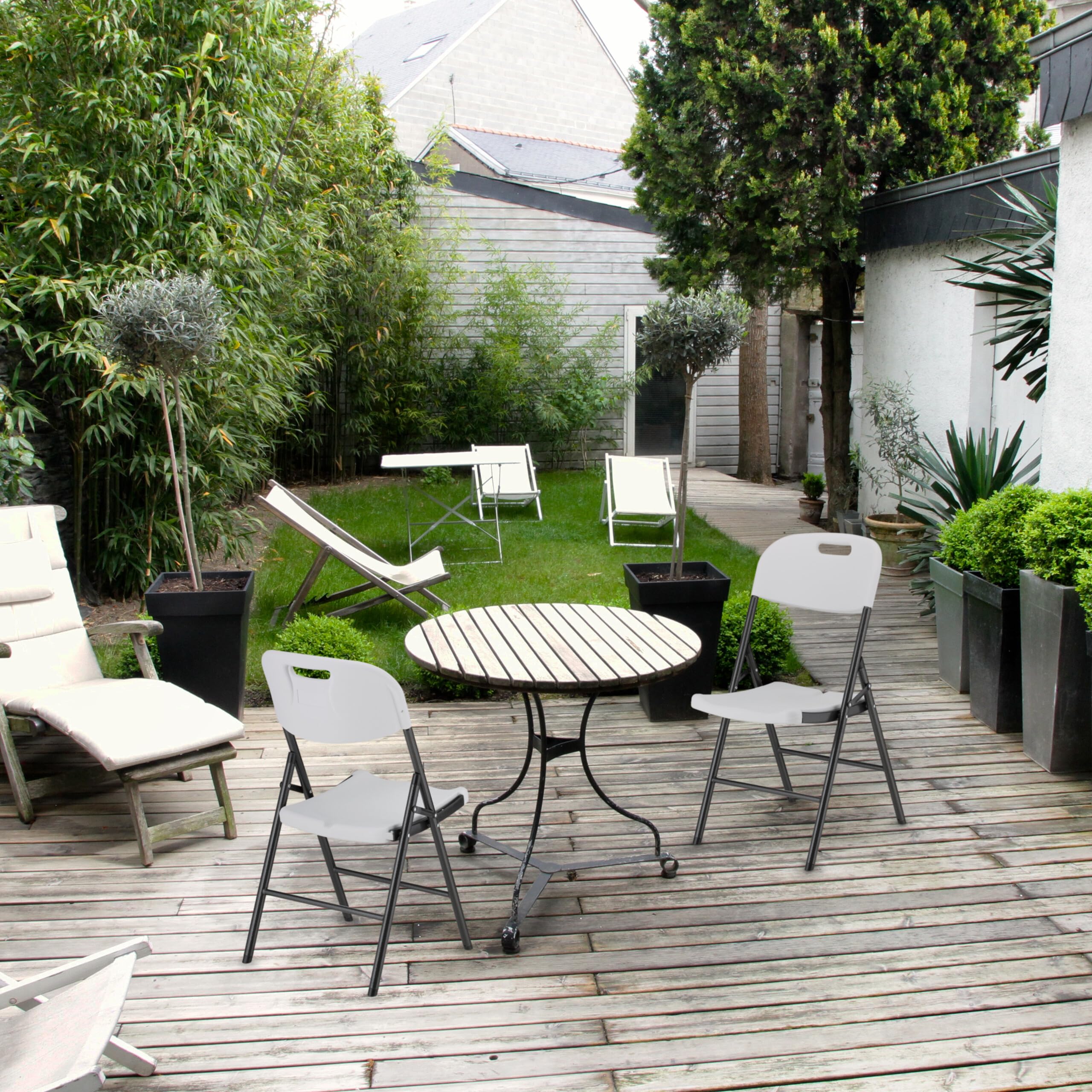 Relaxdays Chaise de Jardin Pliante, Lot de 2, pour l'extérieur, 150 kg, résistante aux intempéries, Noir-Blanc