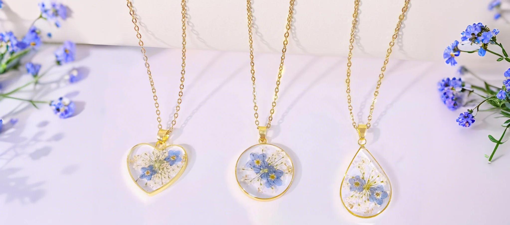 Miscarriage Gifts for Mothers, Forget Me Not Pressed Flowers Necklace, Baby Loss Grief Sympathy Gift for Women, Child Loss Memorial Gifts Jewelry
