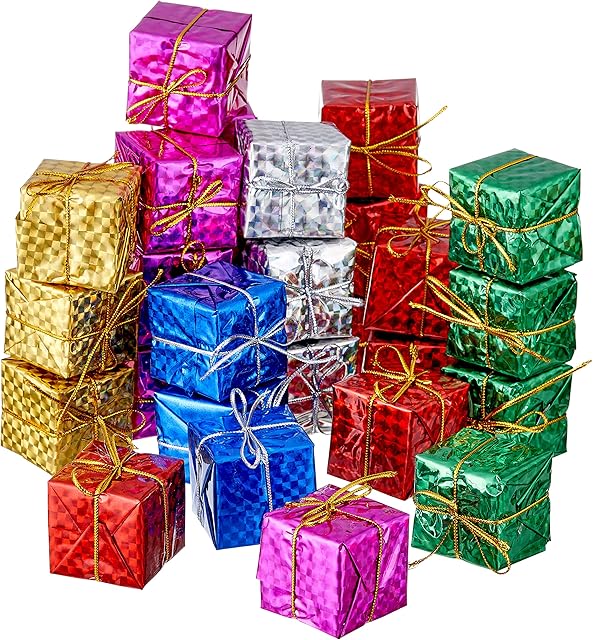 THE TWIDDLERS Set of 80 Mini Coloured Christmas Tree Decorations - 4 x 4 x 4 cm, with Metallic Foil Wrapping
